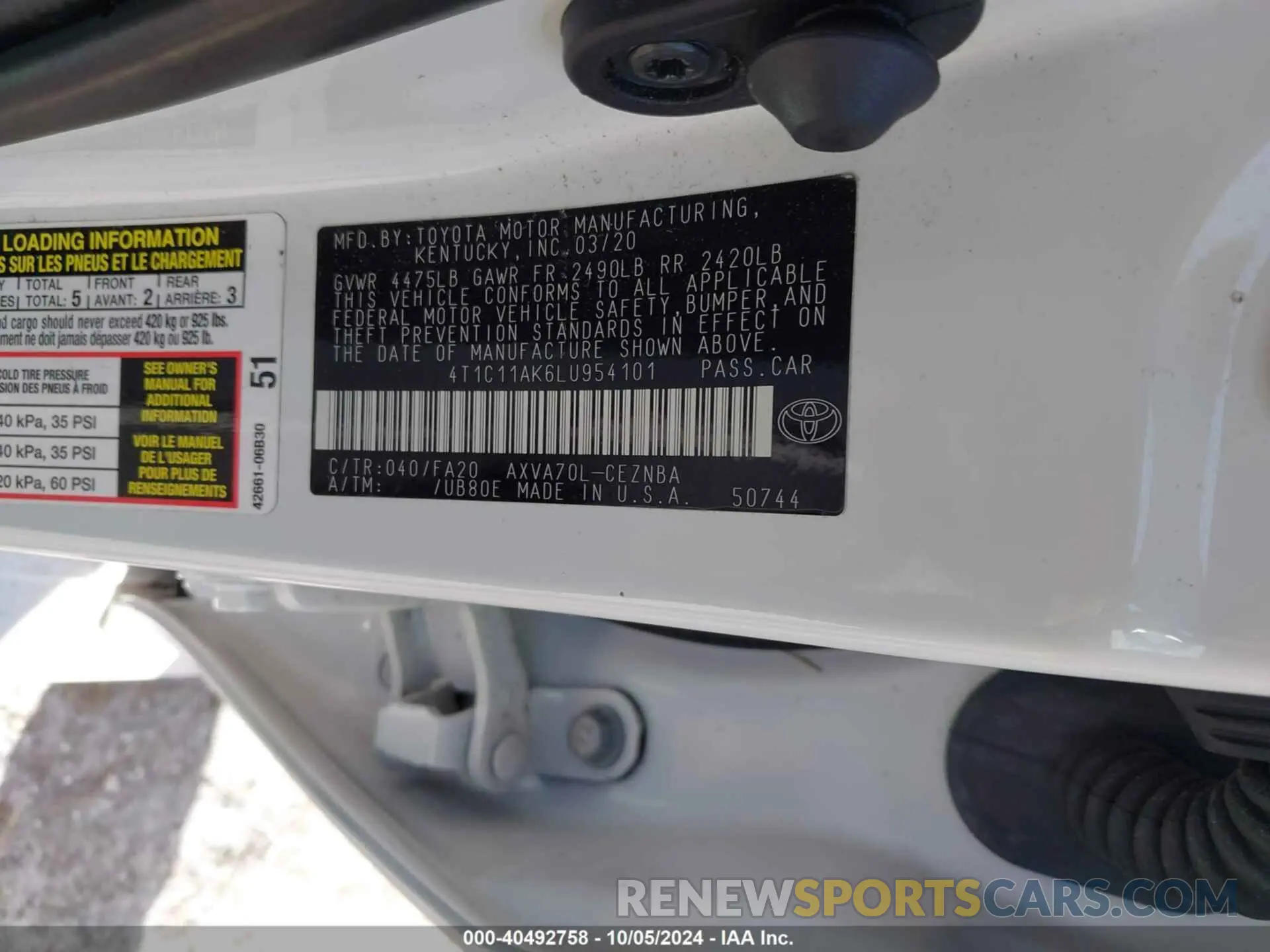 9 Photograph of a damaged car 4T1C11AK6LU954101 TOYOTA CAMRY 2020