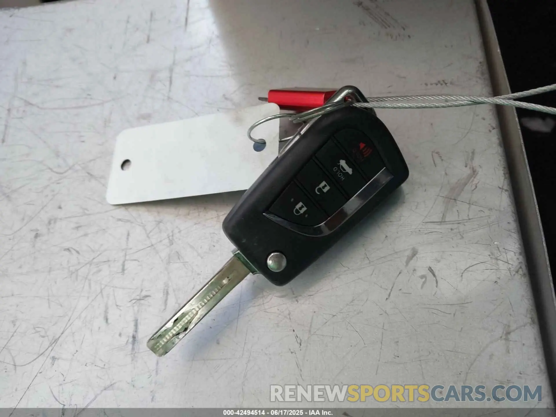 11 Photograph of a damaged car 4T1C11AK6LU956883 TOYOTA CAMRY 2020