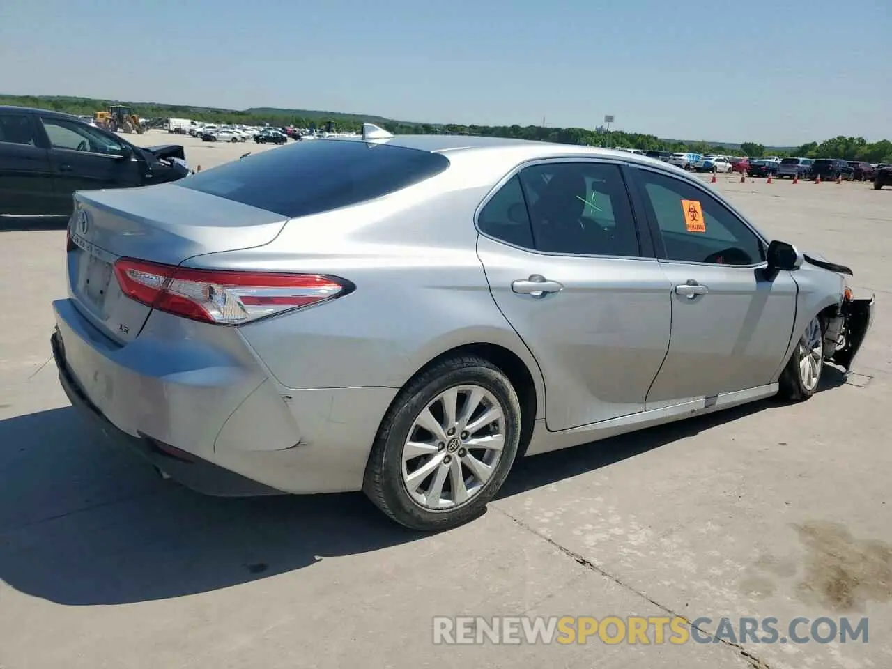 3 Photograph of a damaged car 4T1C11AK6LU985512 TOYOTA CAMRY 2020