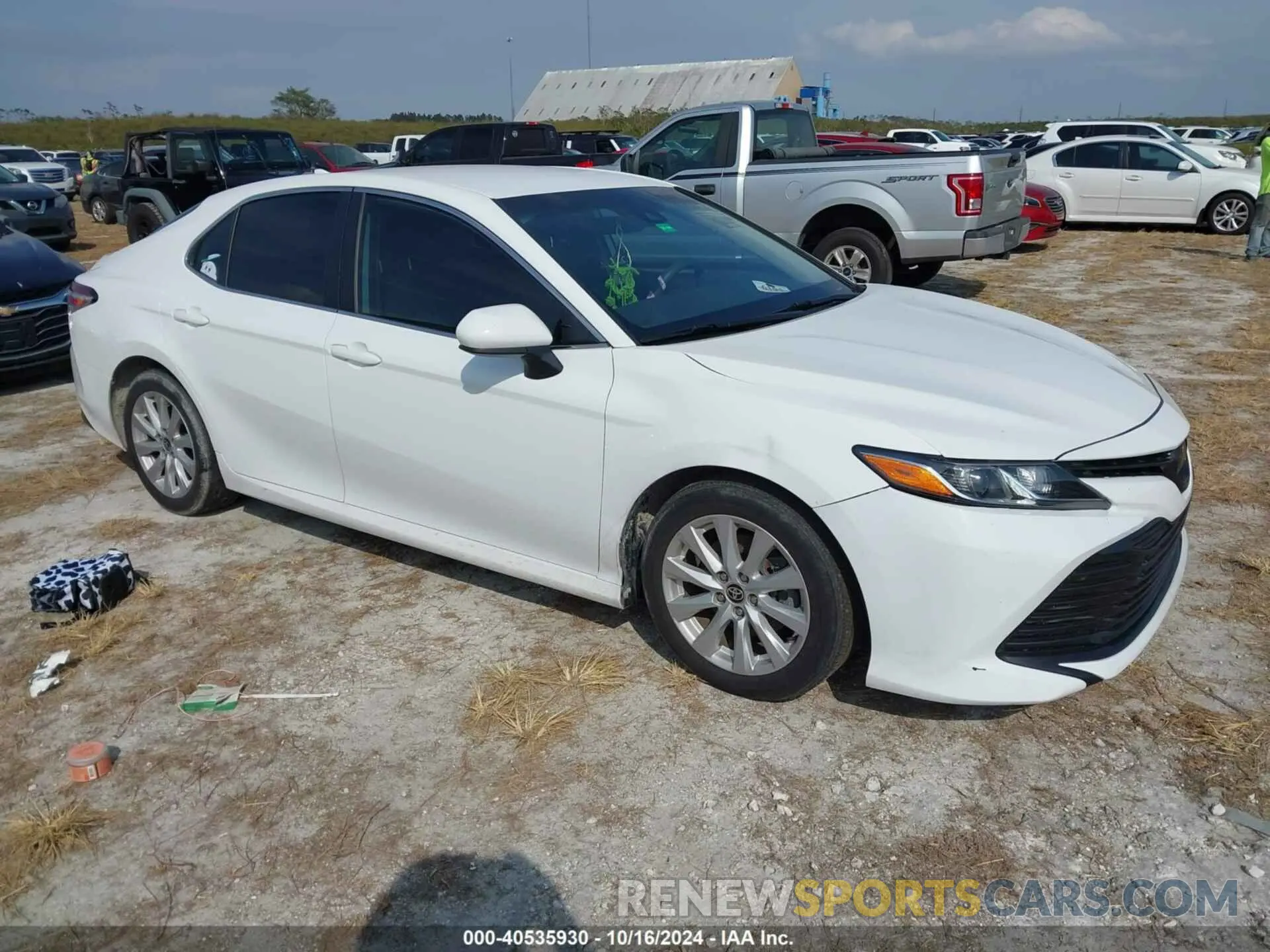 1 Photograph of a damaged car 4T1C11AK6LU991732 TOYOTA CAMRY 2020