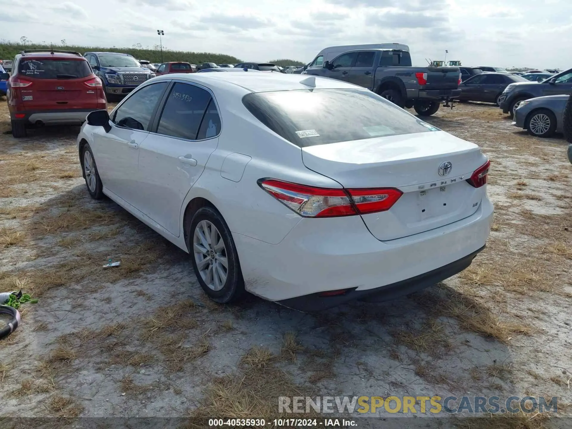 3 Photograph of a damaged car 4T1C11AK6LU991732 TOYOTA CAMRY 2020