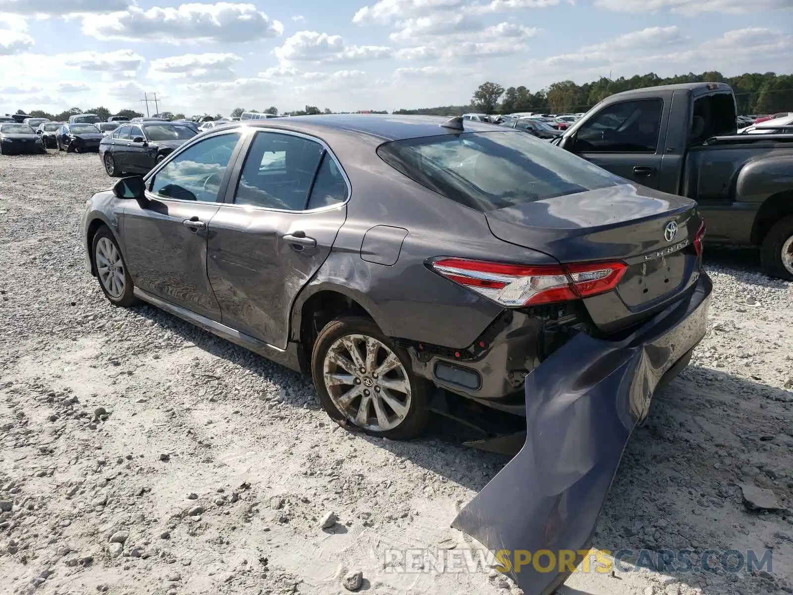 3 Photograph of a damaged car 4T1C11AK6LU993111 TOYOTA CAMRY 2020