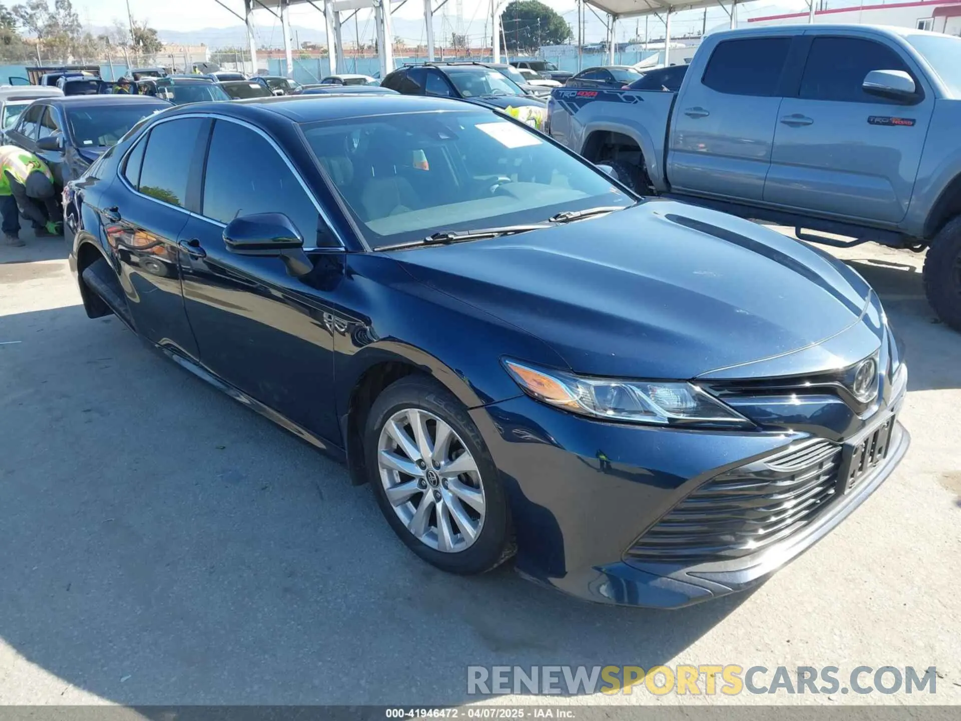1 Photograph of a damaged car 4T1C11AK6LU994601 TOYOTA CAMRY 2020