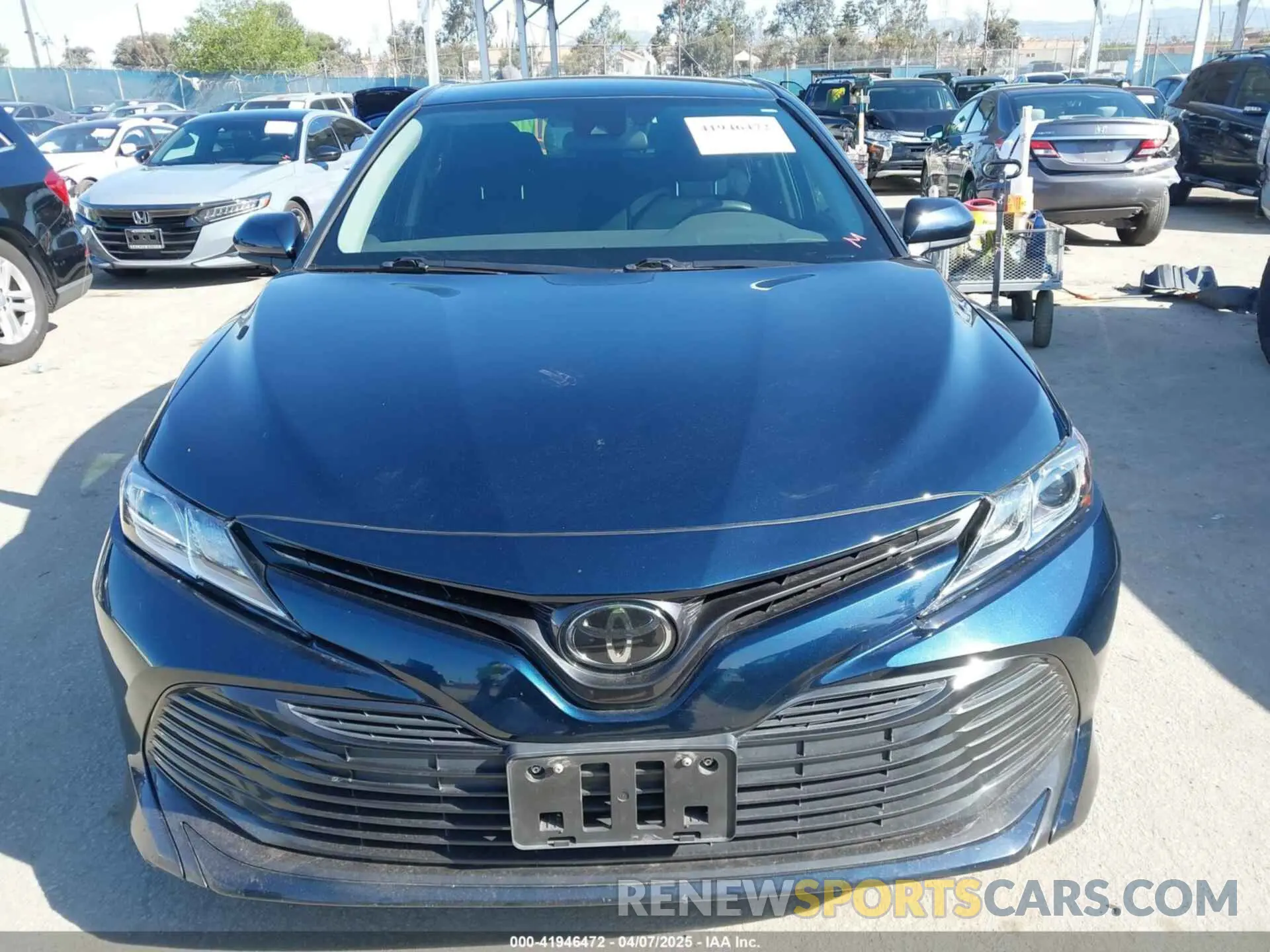 12 Photograph of a damaged car 4T1C11AK6LU994601 TOYOTA CAMRY 2020