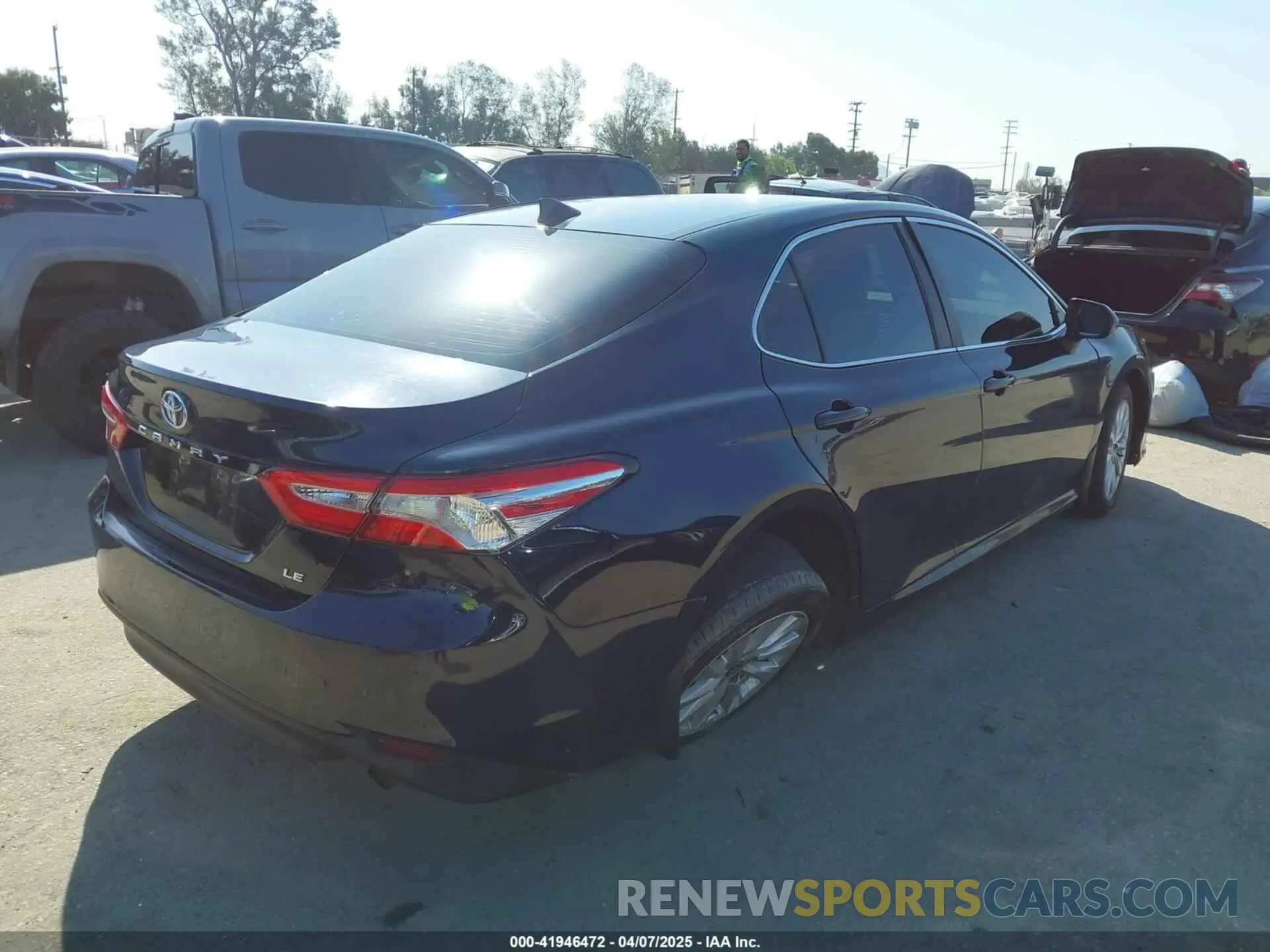 4 Photograph of a damaged car 4T1C11AK6LU994601 TOYOTA CAMRY 2020