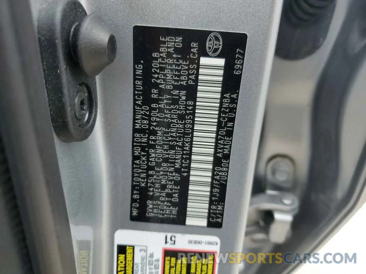 13 Photograph of a damaged car 4T1C11AK6LU995148 TOYOTA CAMRY 2020