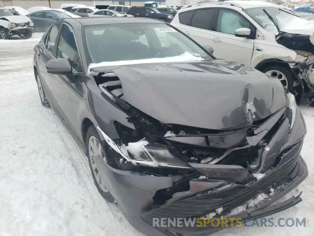 1 Photograph of a damaged car 4T1C11AK6LU995280 TOYOTA CAMRY 2020