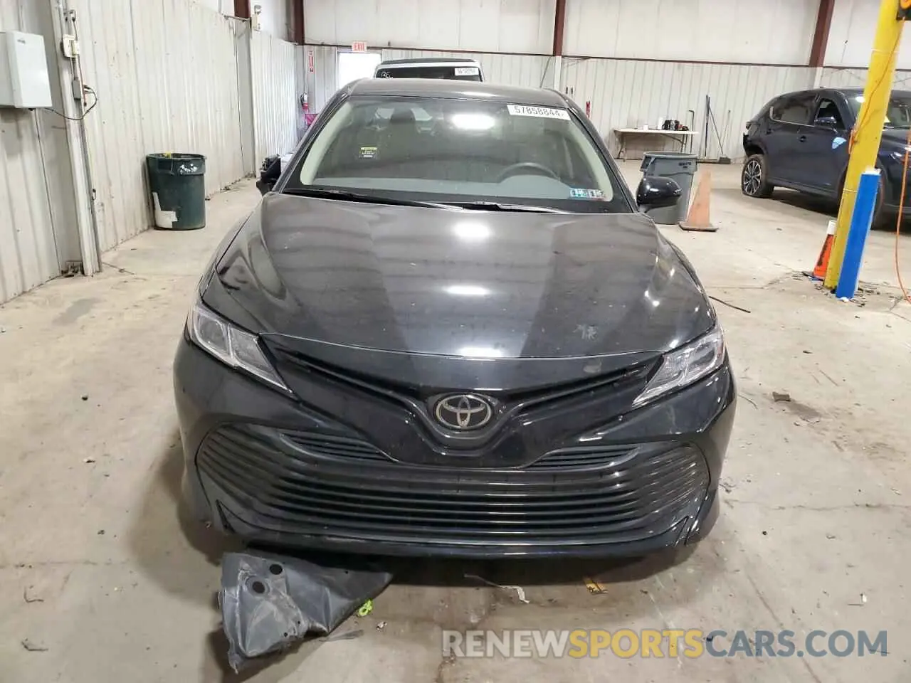 5 Photograph of a damaged car 4T1C11AK6LU996185 TOYOTA CAMRY 2020