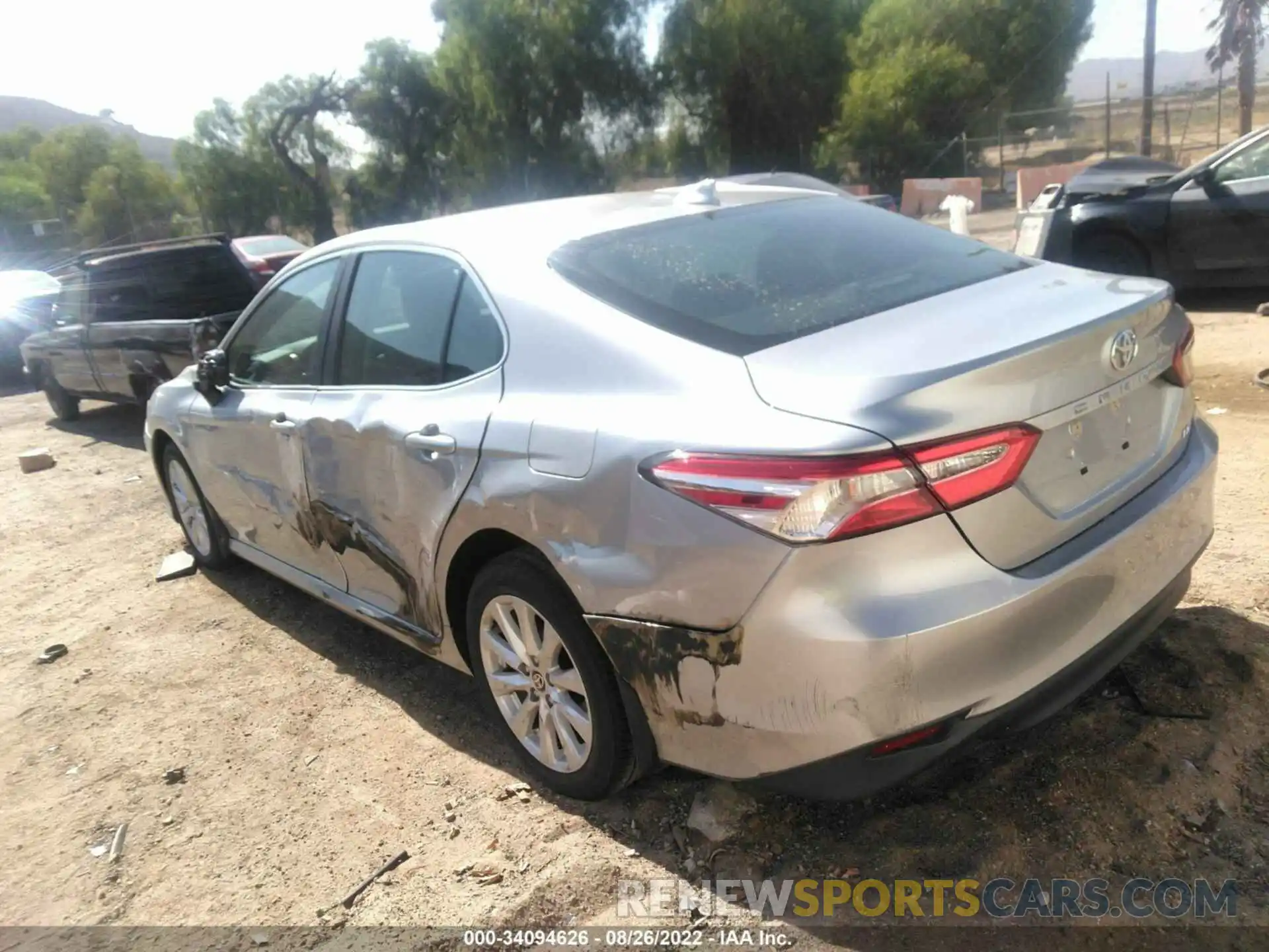 3 Photograph of a damaged car 4T1C11AK6LU998552 TOYOTA CAMRY 2020