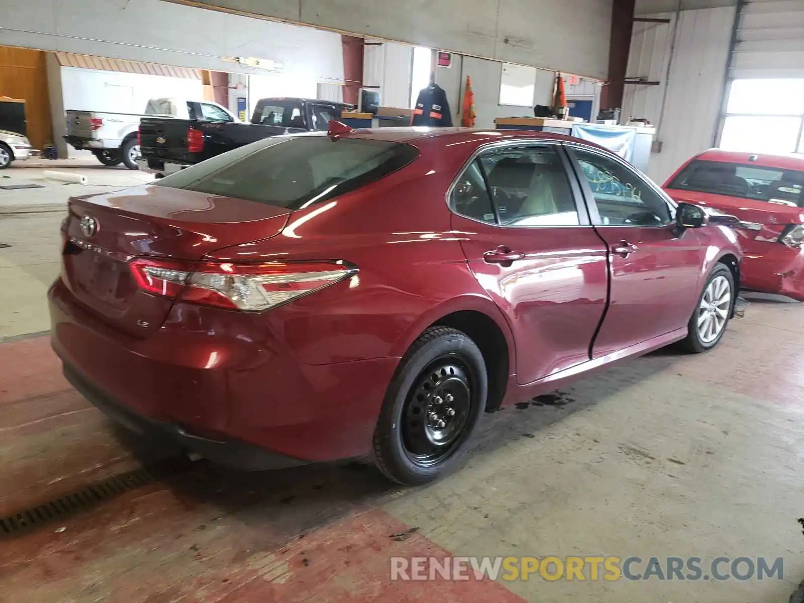 4 Photograph of a damaged car 4T1C11AK7LU306508 TOYOTA CAMRY 2020