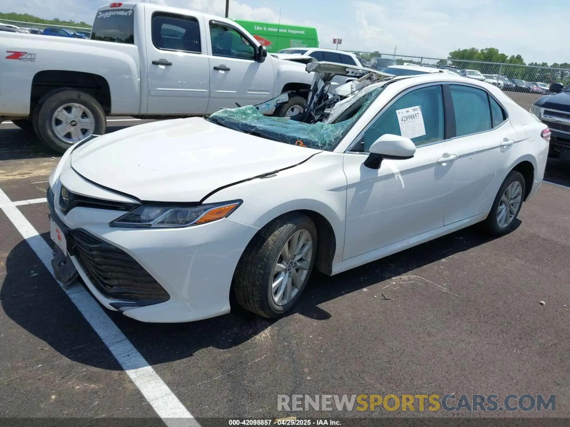 2 Photograph of a damaged car 4T1C11AK7LU313359 TOYOTA CAMRY 2020