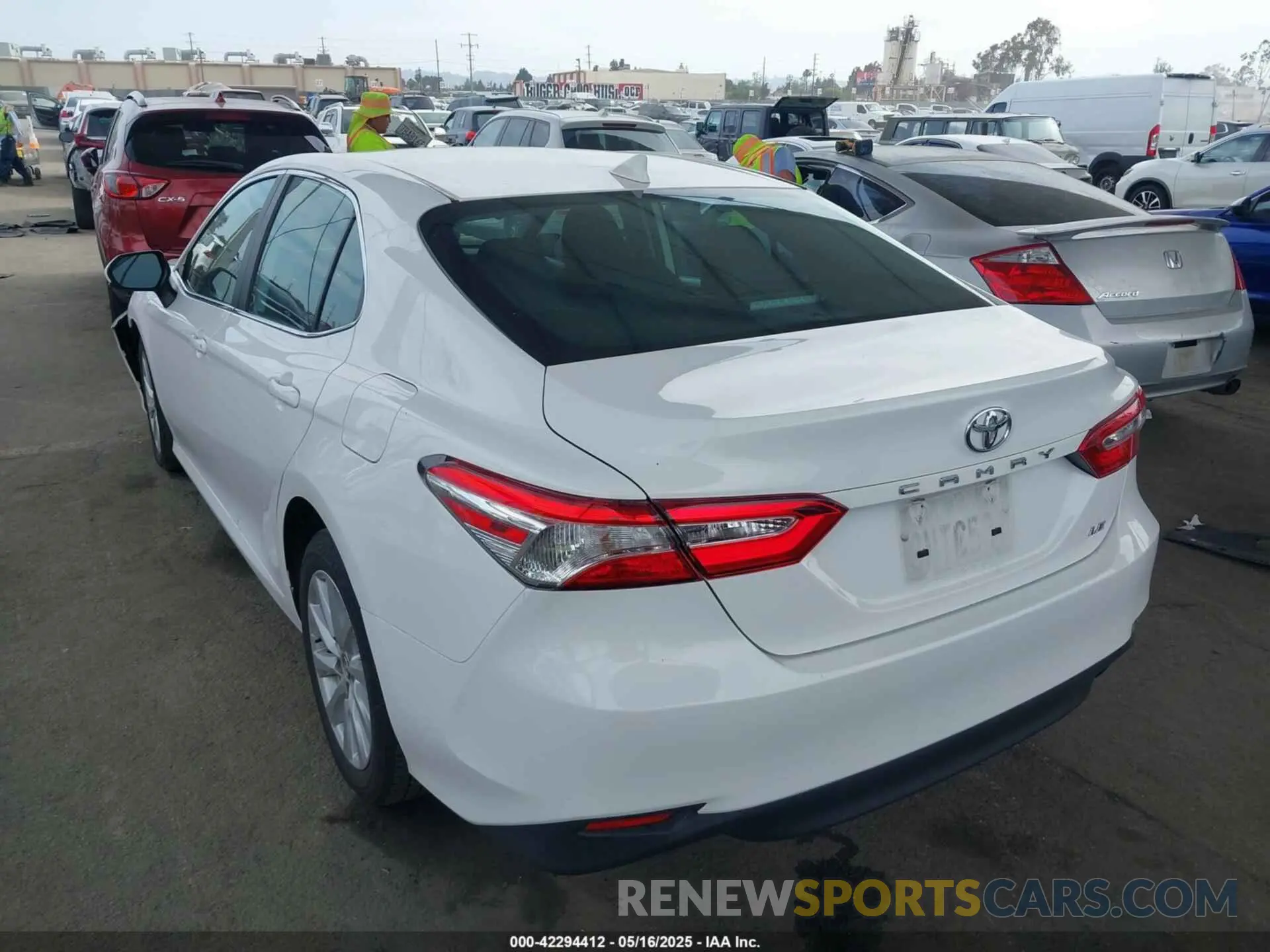 3 Photograph of a damaged car 4T1C11AK7LU319906 TOYOTA CAMRY 2020