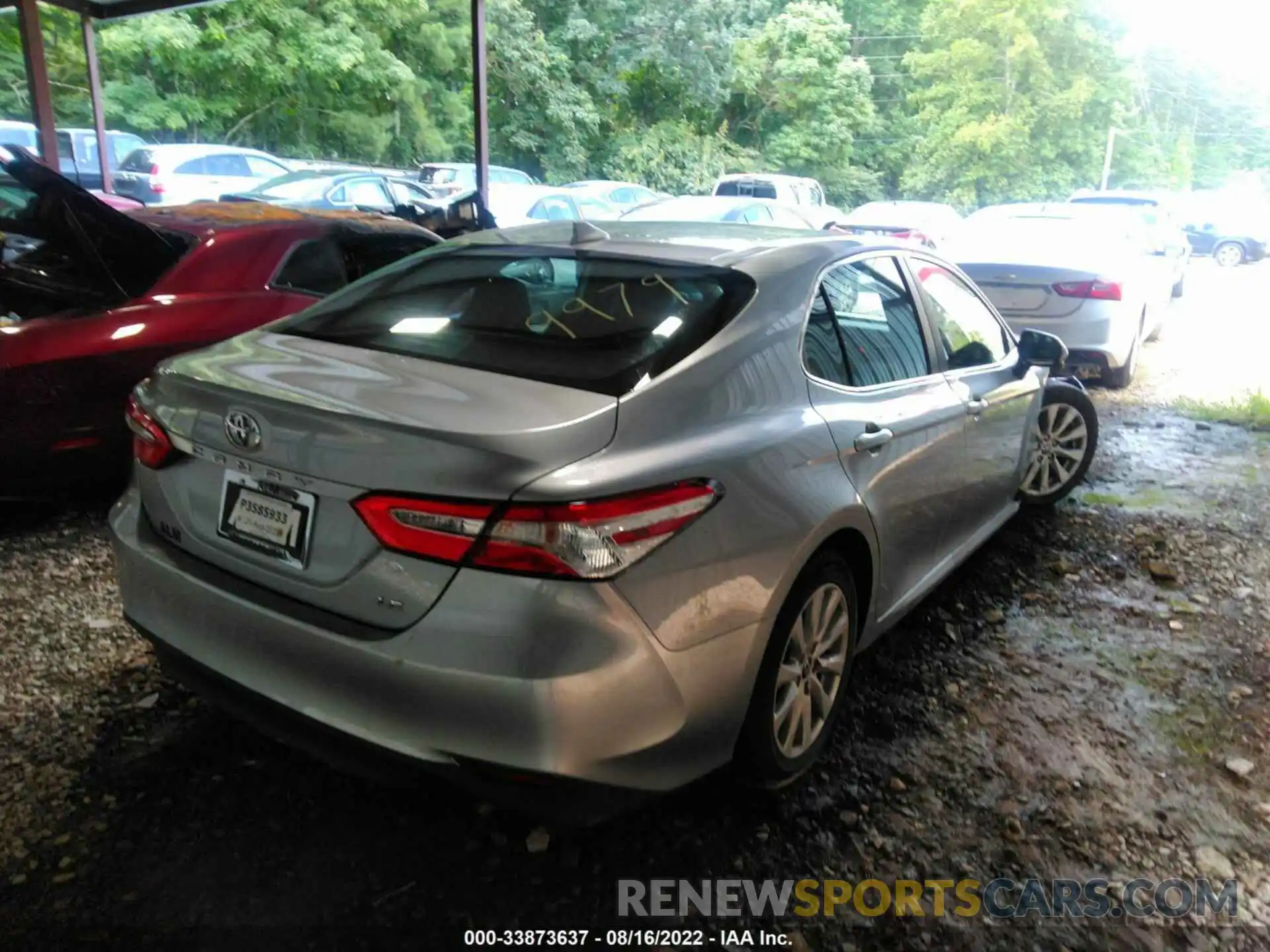 4 Photograph of a damaged car 4T1C11AK7LU329979 TOYOTA CAMRY 2020