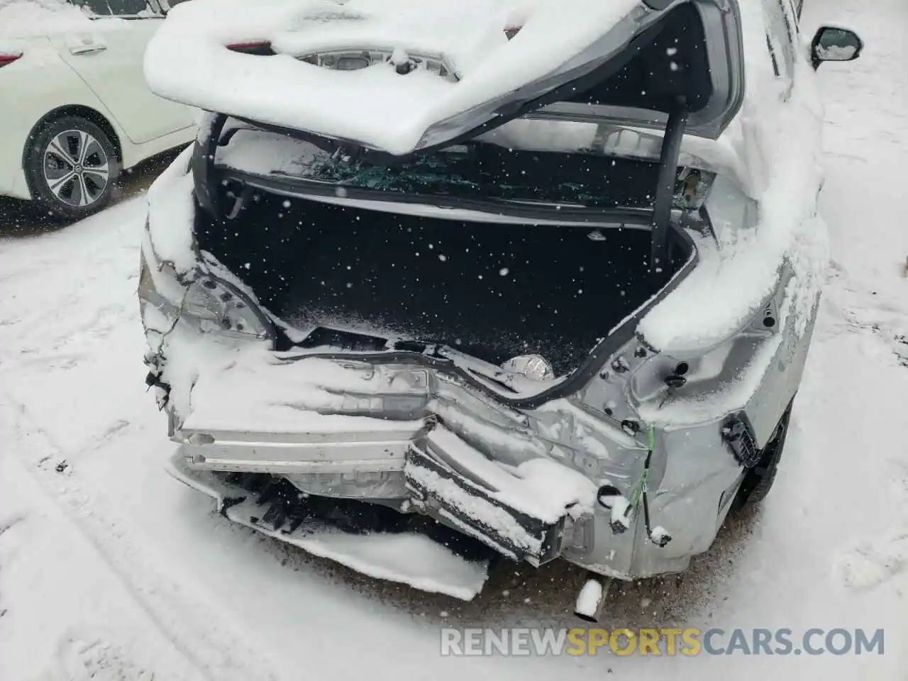 9 Photograph of a damaged car 4T1C11AK7LU330050 TOYOTA CAMRY 2020