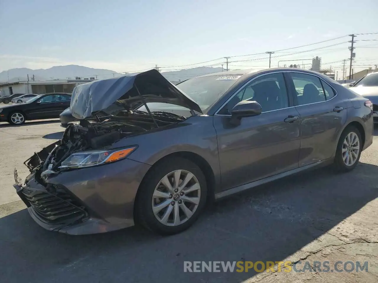 1 Photograph of a damaged car 4T1C11AK7LU330064 TOYOTA CAMRY 2020