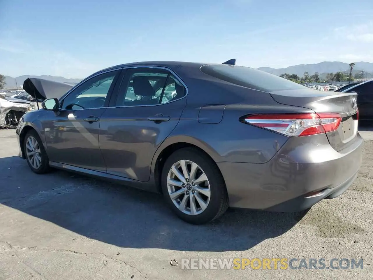 2 Photograph of a damaged car 4T1C11AK7LU330064 TOYOTA CAMRY 2020