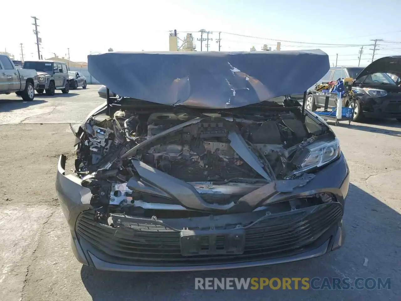 5 Photograph of a damaged car 4T1C11AK7LU330064 TOYOTA CAMRY 2020