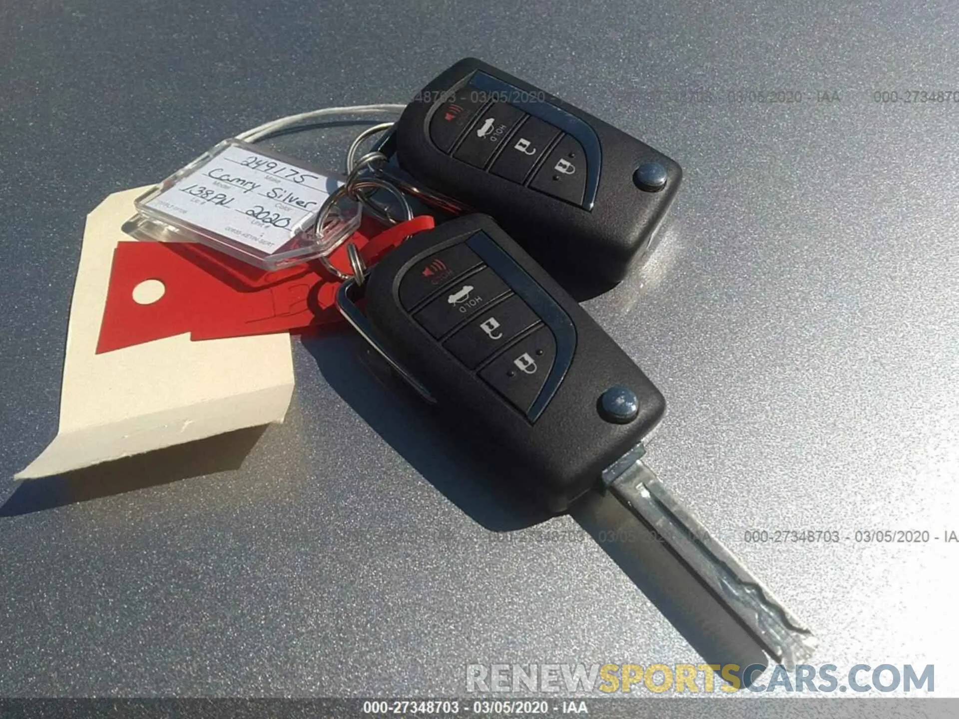 11 Photograph of a damaged car 4T1C11AK7LU338651 TOYOTA CAMRY 2020
