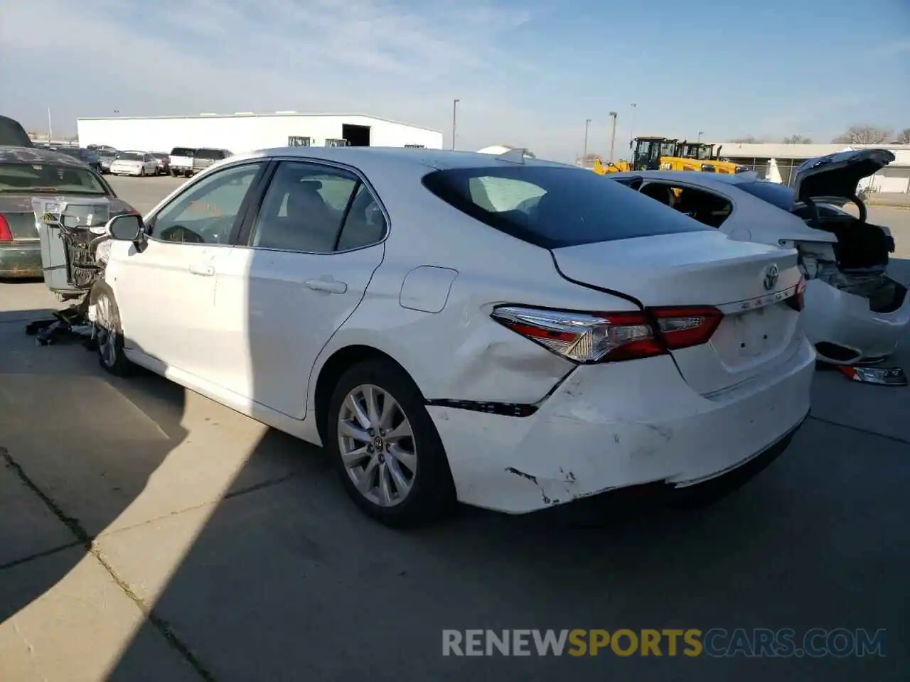 3 Photograph of a damaged car 4T1C11AK7LU341890 TOYOTA CAMRY 2020