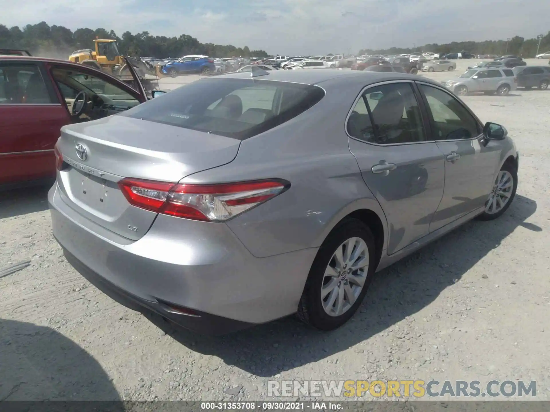 4 Photograph of a damaged car 4T1C11AK7LU343087 TOYOTA CAMRY 2020