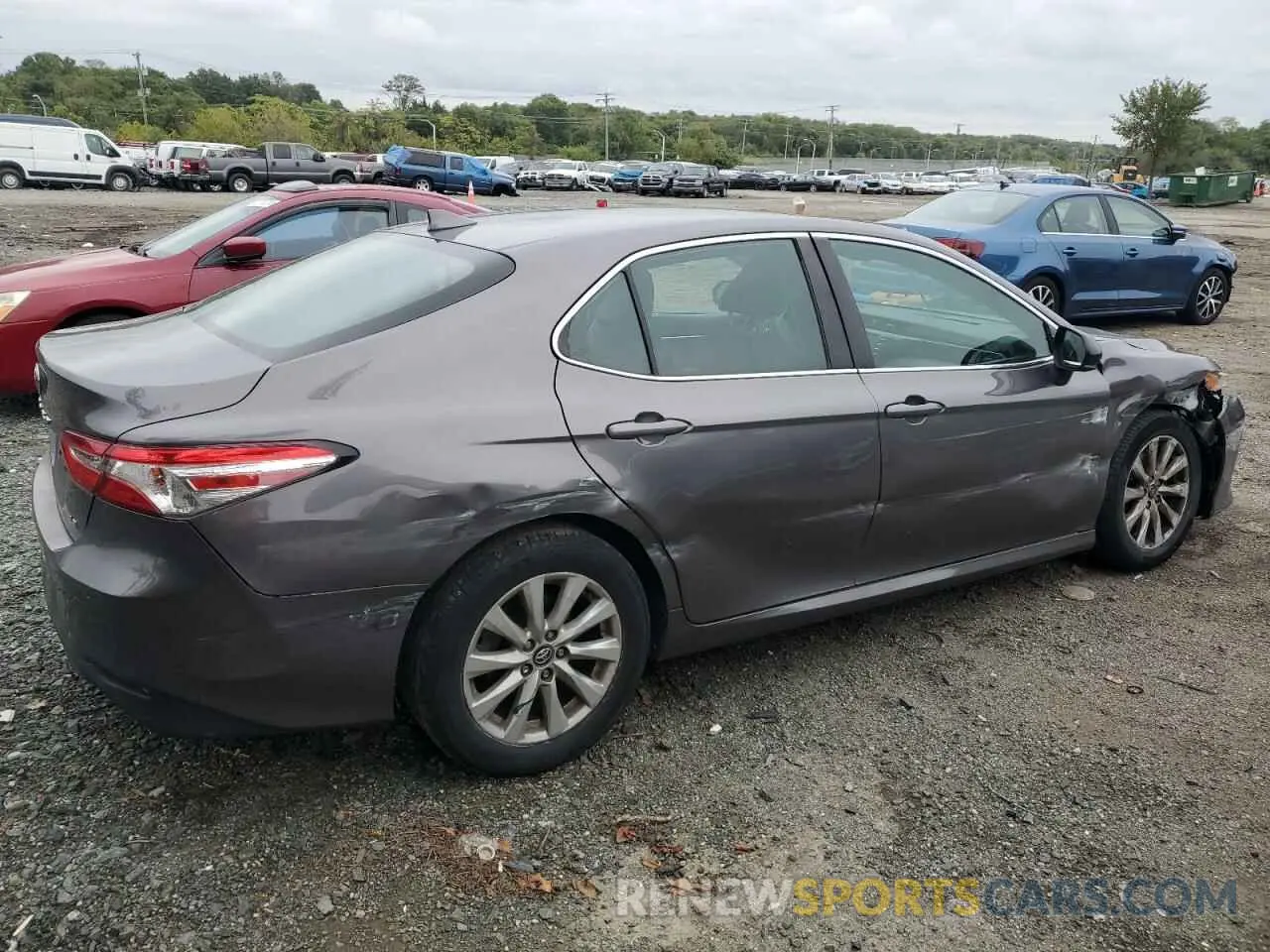 3 Photograph of a damaged car 4T1C11AK7LU348631 TOYOTA CAMRY 2020