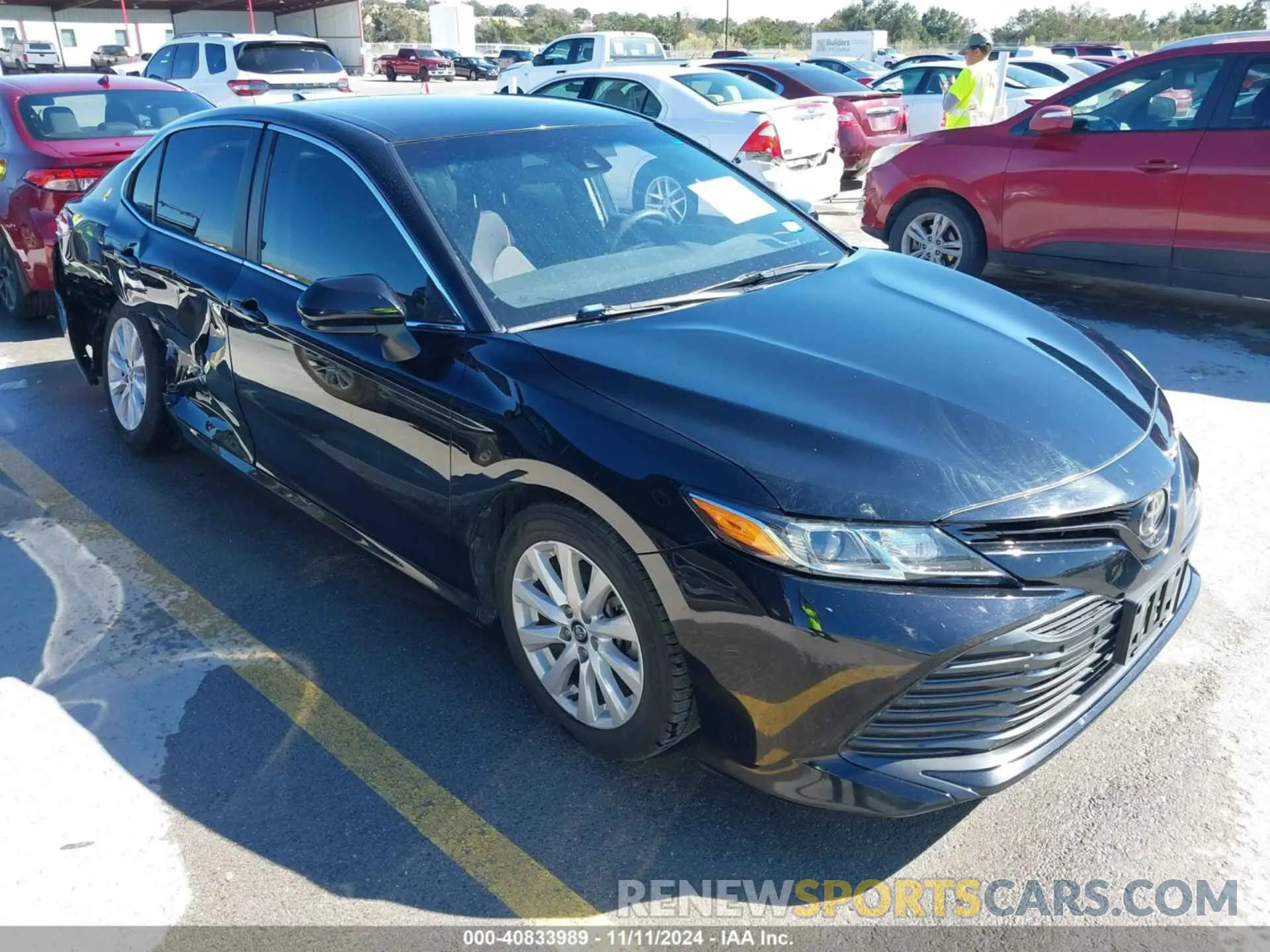 1 Photograph of a damaged car 4T1C11AK7LU350539 TOYOTA CAMRY 2020