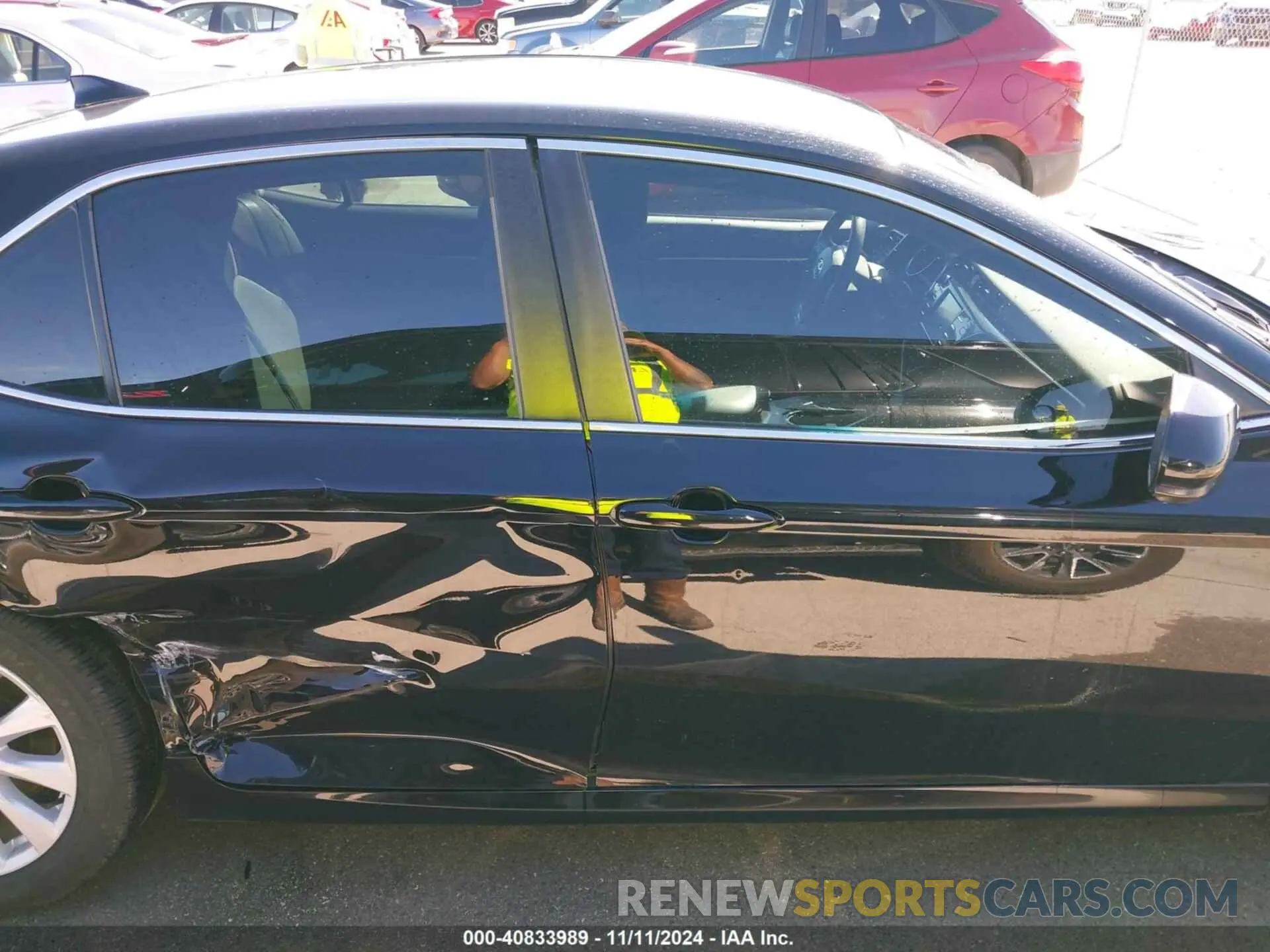 13 Photograph of a damaged car 4T1C11AK7LU350539 TOYOTA CAMRY 2020