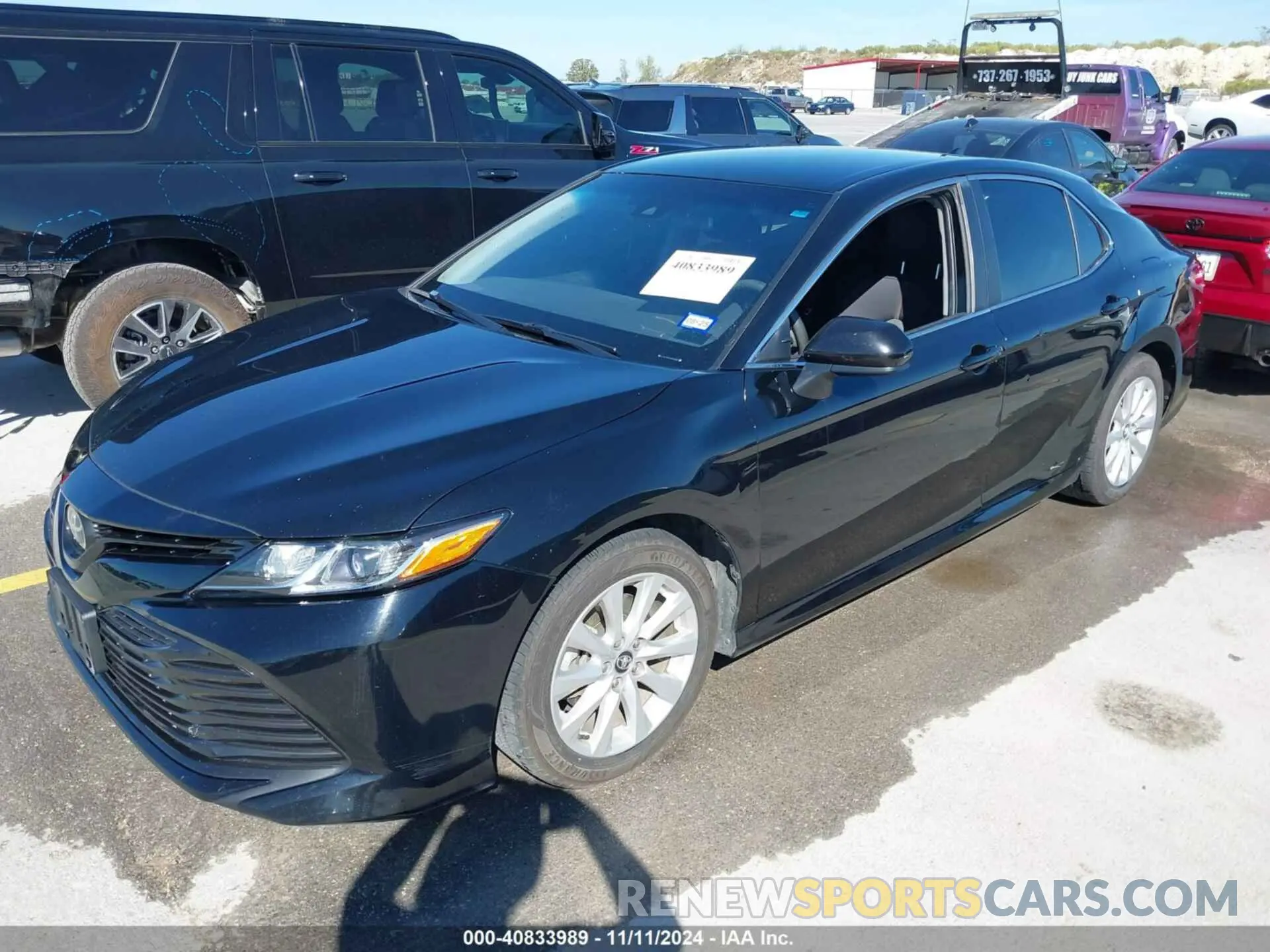 2 Photograph of a damaged car 4T1C11AK7LU350539 TOYOTA CAMRY 2020