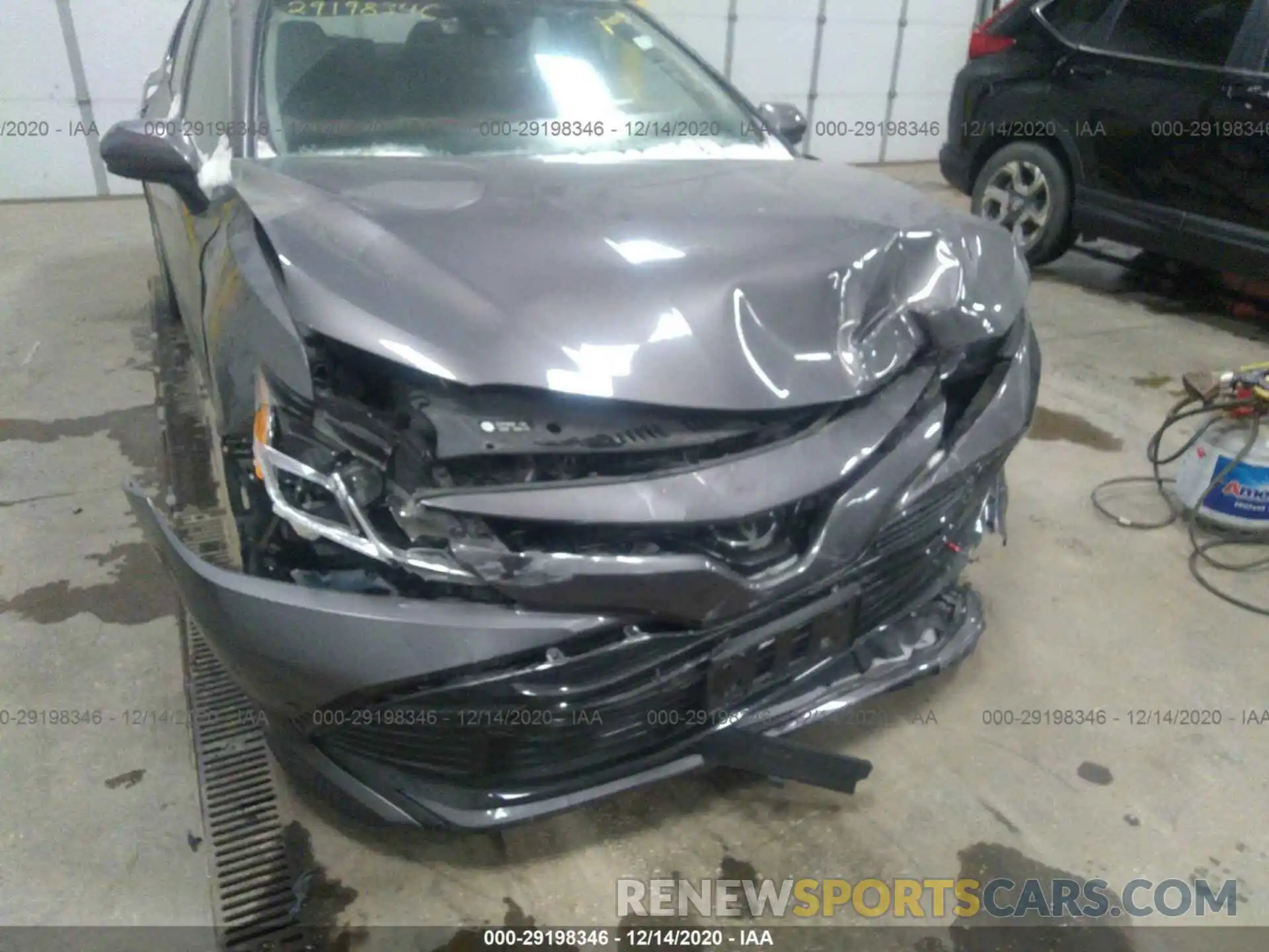 6 Photograph of a damaged car 4T1C11AK7LU351643 TOYOTA CAMRY 2020