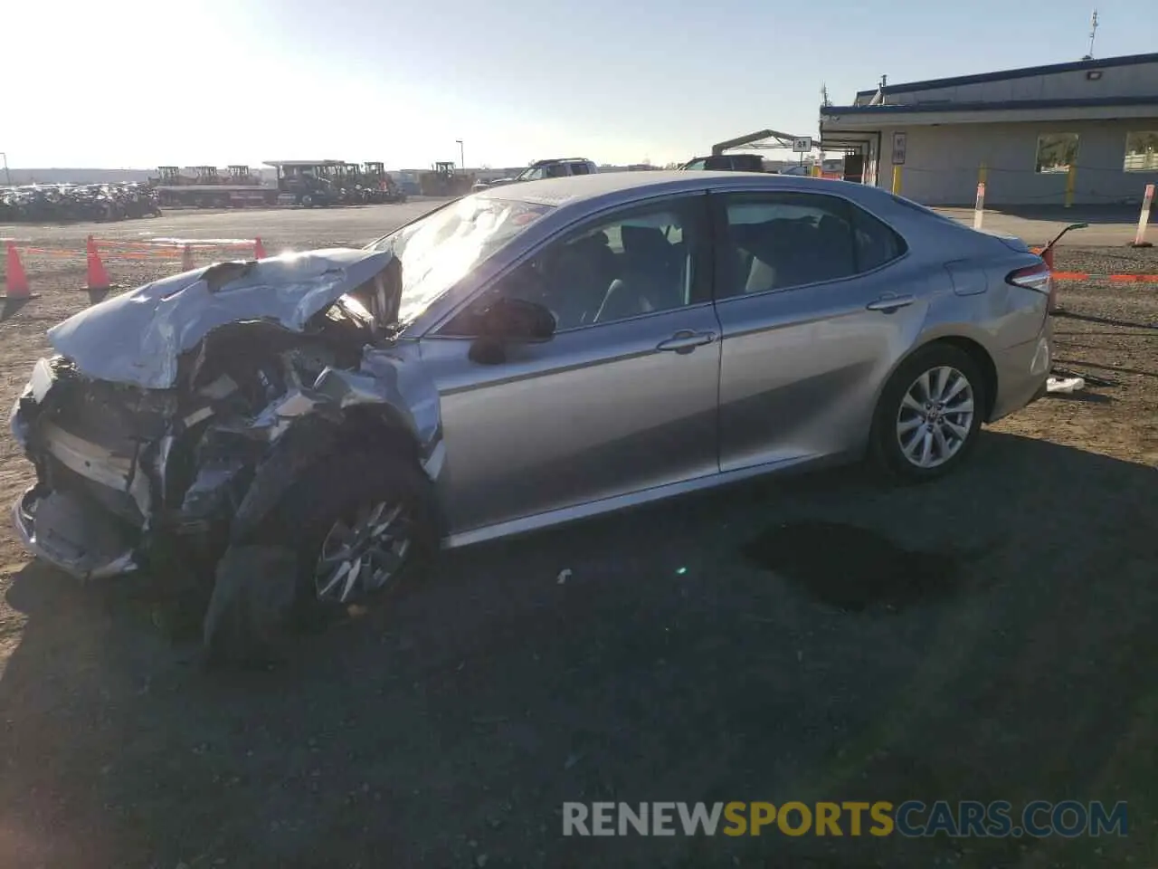1 Photograph of a damaged car 4T1C11AK7LU361346 TOYOTA CAMRY 2020