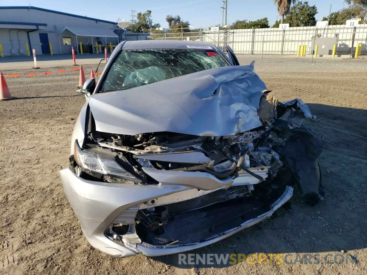 5 Photograph of a damaged car 4T1C11AK7LU361346 TOYOTA CAMRY 2020