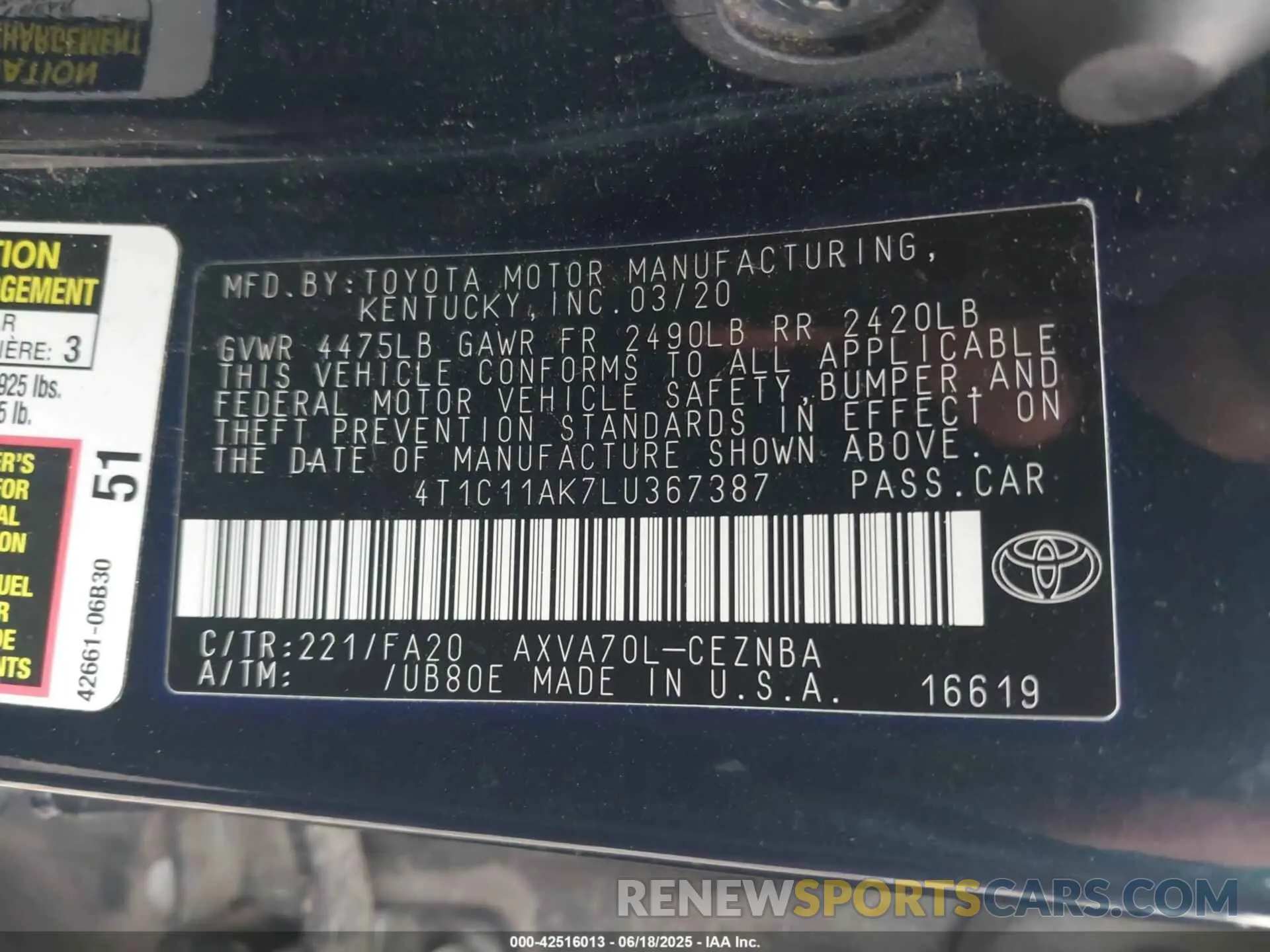 9 Photograph of a damaged car 4T1C11AK7LU367387 TOYOTA CAMRY 2020