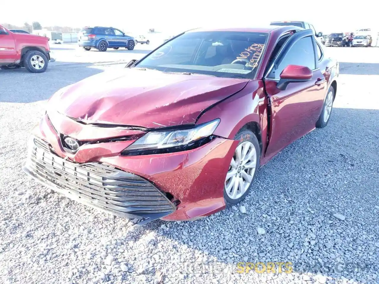 10 Photograph of a damaged car 4T1C11AK7LU368555 TOYOTA CAMRY 2020