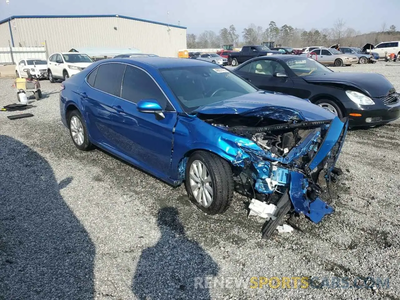 4 Photograph of a damaged car 4T1C11AK7LU374582 TOYOTA CAMRY 2020