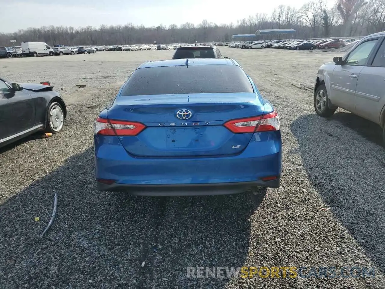 6 Photograph of a damaged car 4T1C11AK7LU374582 TOYOTA CAMRY 2020