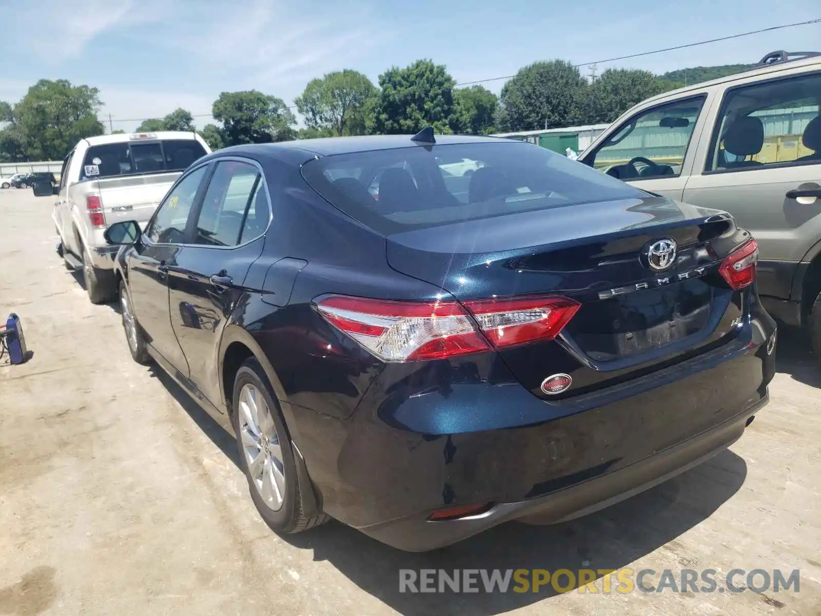 3 Photograph of a damaged car 4T1C11AK7LU378356 TOYOTA CAMRY 2020