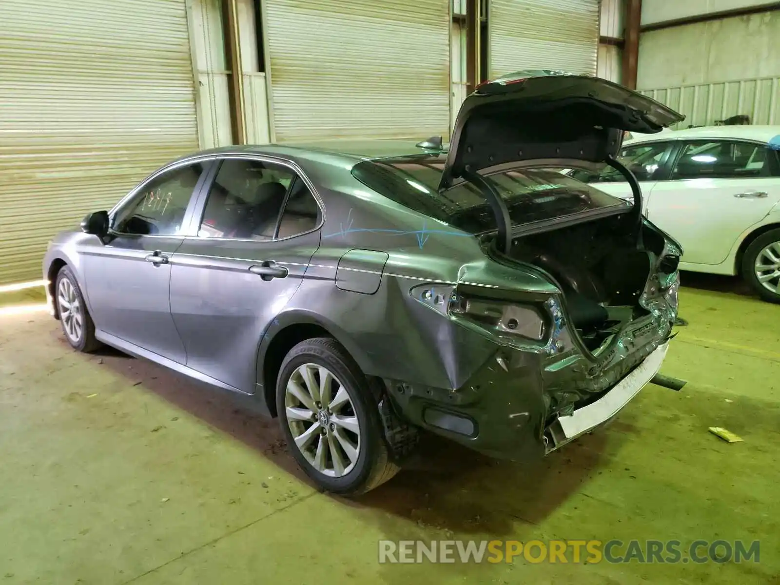 3 Photograph of a damaged car 4T1C11AK7LU397019 TOYOTA CAMRY 2020