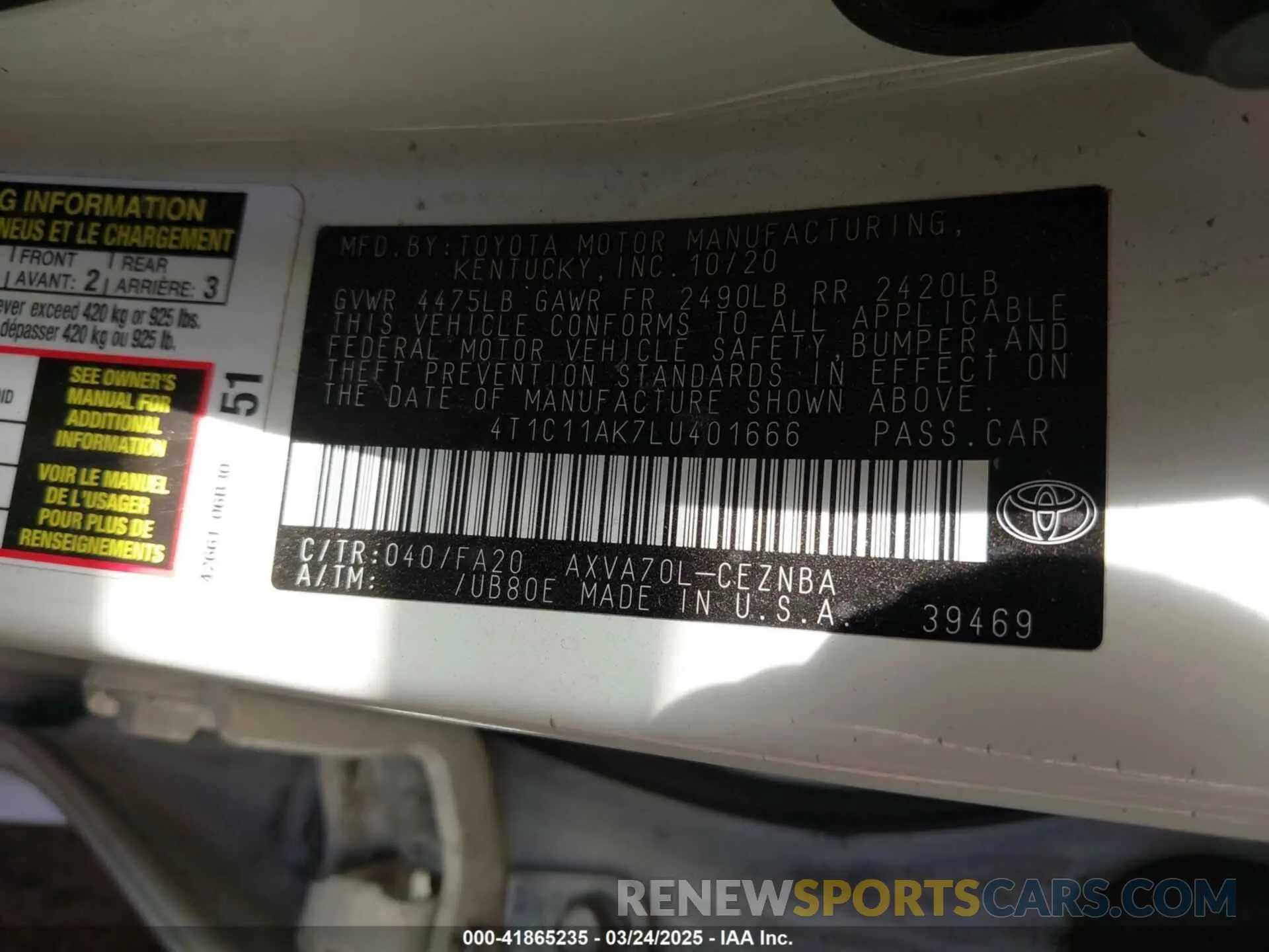 9 Photograph of a damaged car 4T1C11AK7LU401666 TOYOTA CAMRY 2020