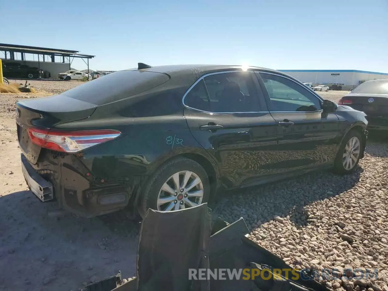 3 Photograph of a damaged car 4T1C11AK7LU504389 TOYOTA CAMRY 2020