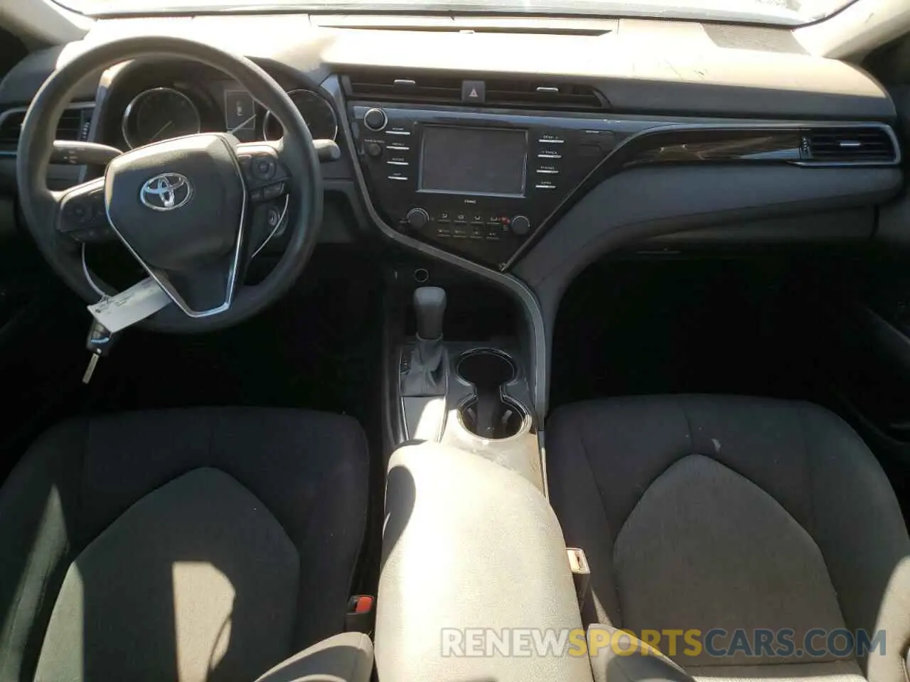 8 Photograph of a damaged car 4T1C11AK7LU504389 TOYOTA CAMRY 2020