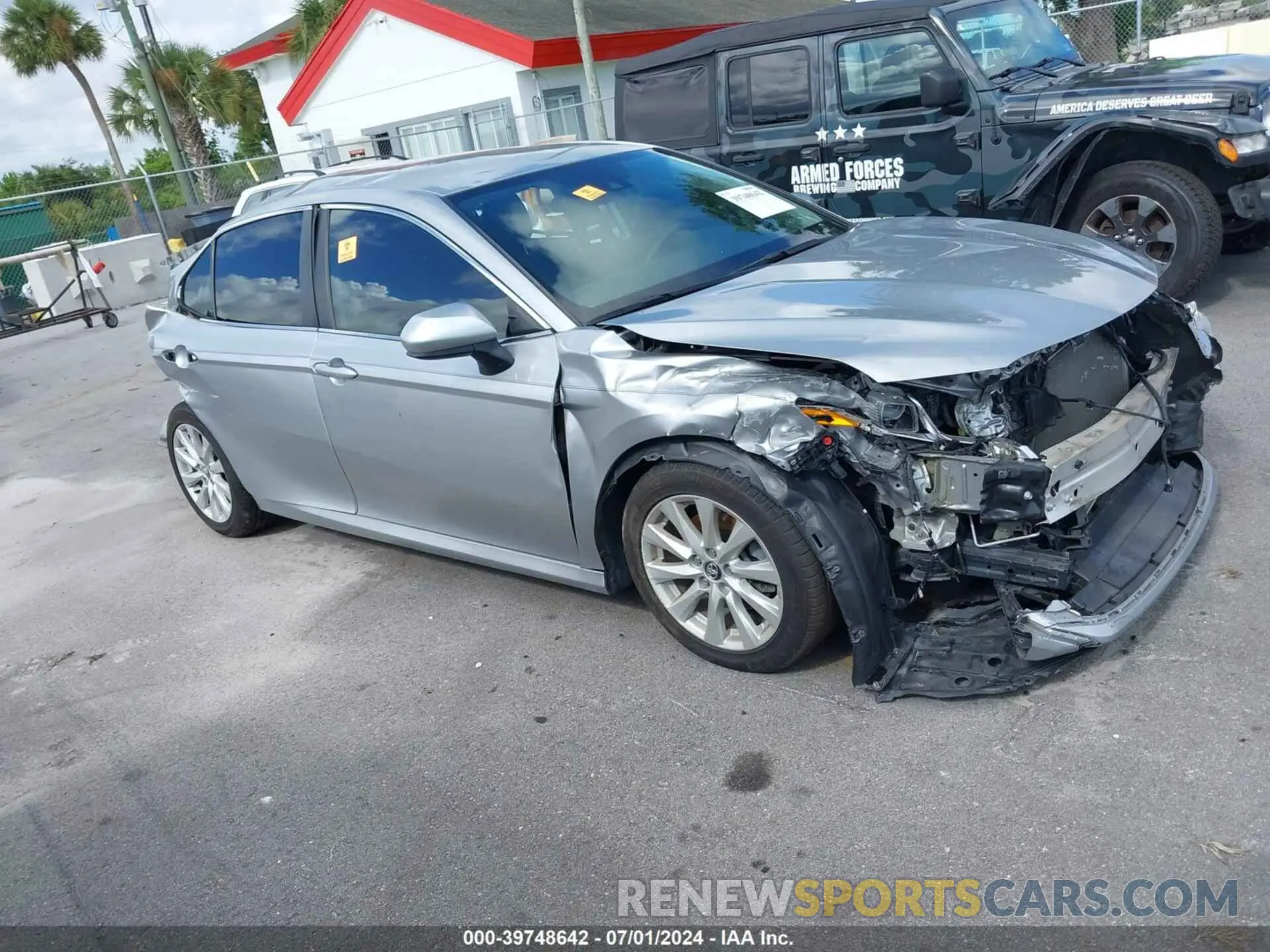 1 Photograph of a damaged car 4T1C11AK7LU893471 TOYOTA CAMRY 2020