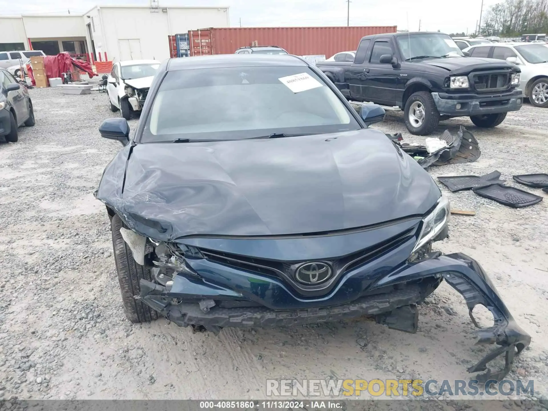 12 Photograph of a damaged car 4T1C11AK7LU904047 TOYOTA CAMRY 2020