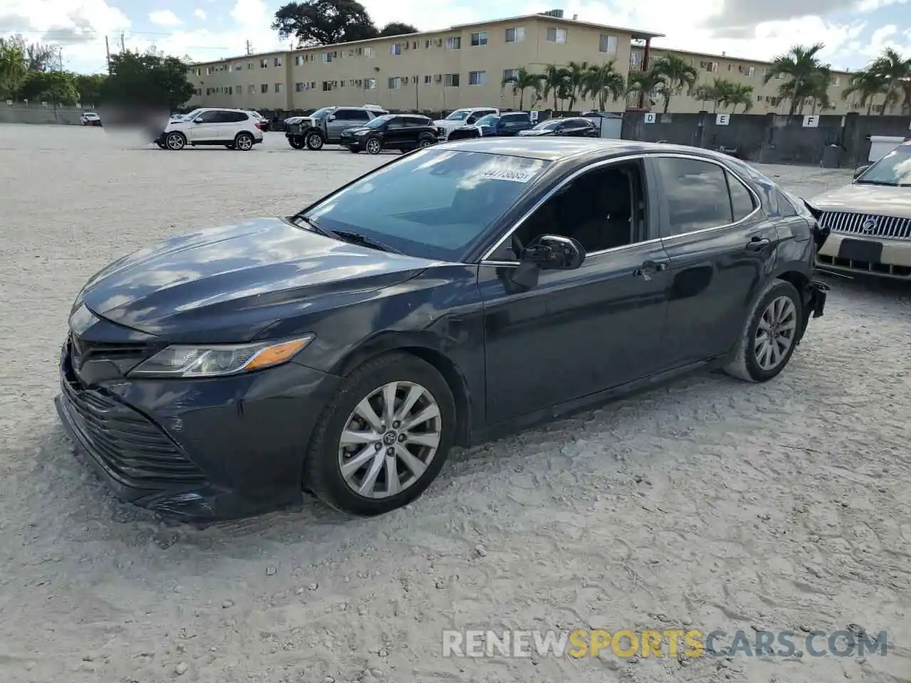 1 Photograph of a damaged car 4T1C11AK7LU906087 TOYOTA CAMRY 2020