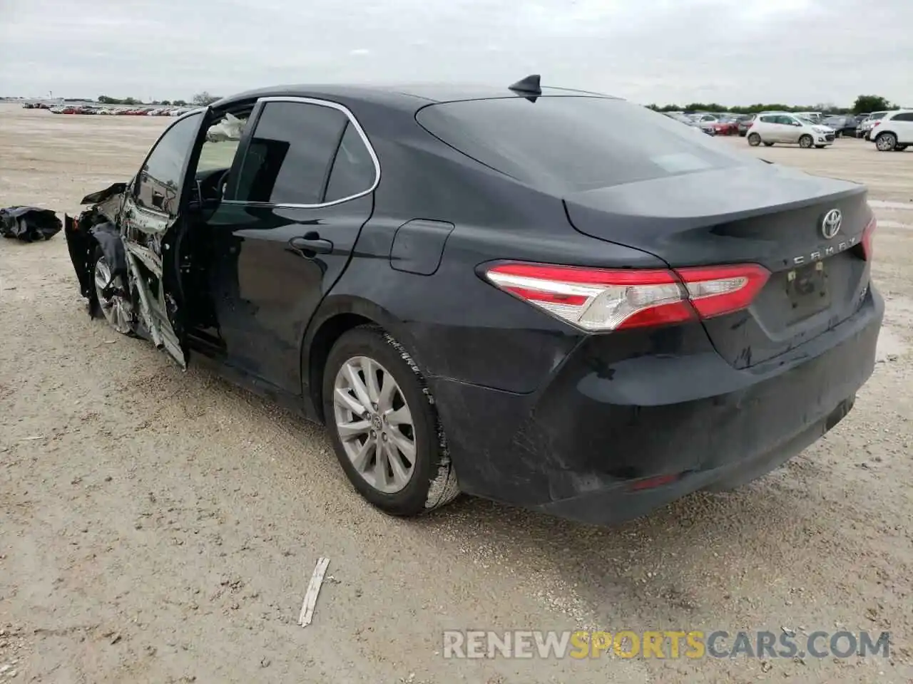 3 Photograph of a damaged car 4T1C11AK7LU907899 TOYOTA CAMRY 2020