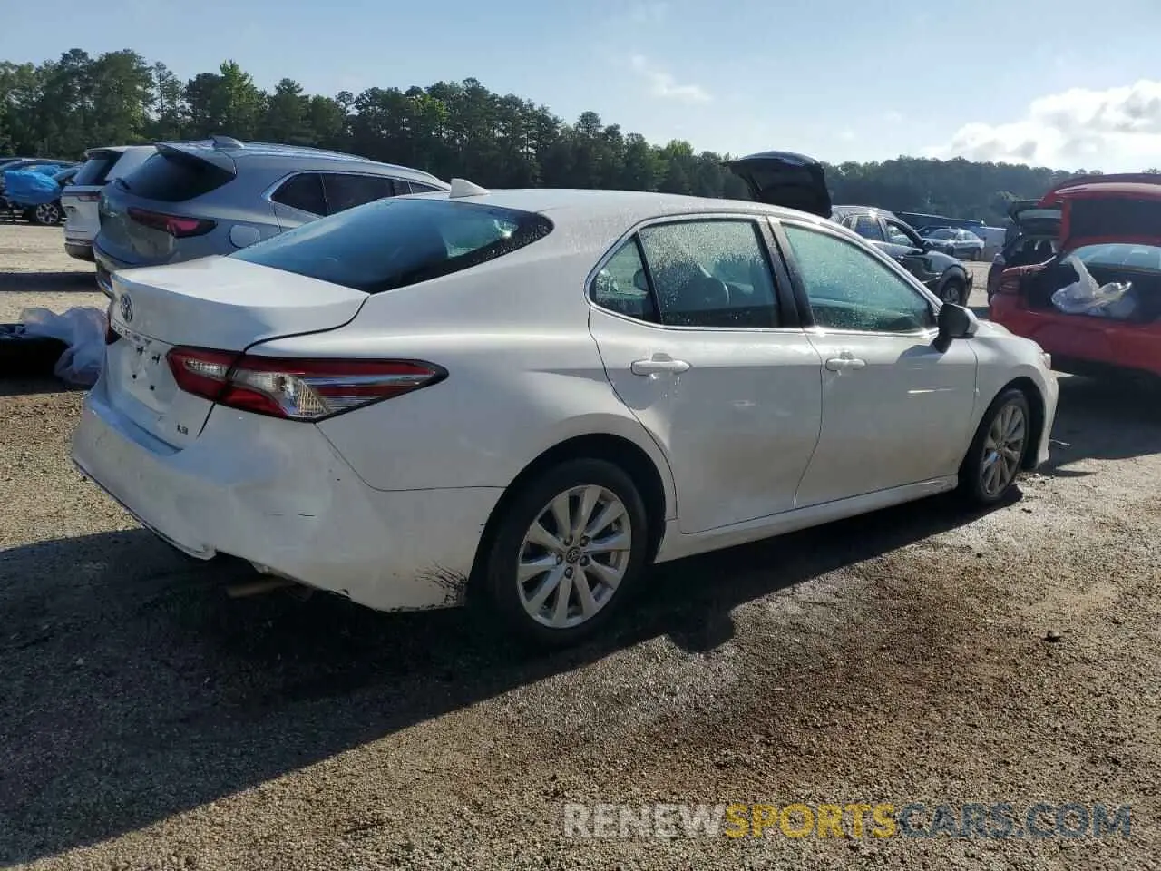 3 Photograph of a damaged car 4T1C11AK7LU912794 TOYOTA CAMRY 2020