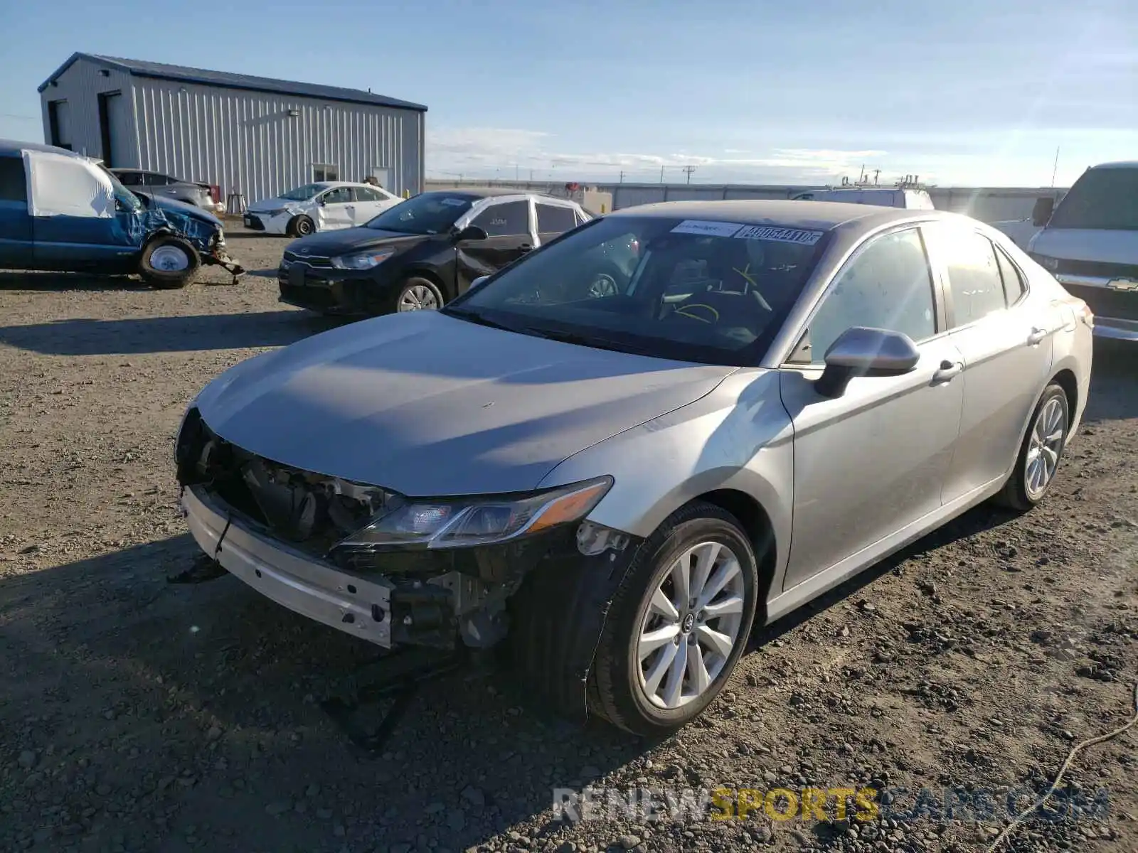 2 Photograph of a damaged car 4T1C11AK7LU915744 TOYOTA CAMRY 2020