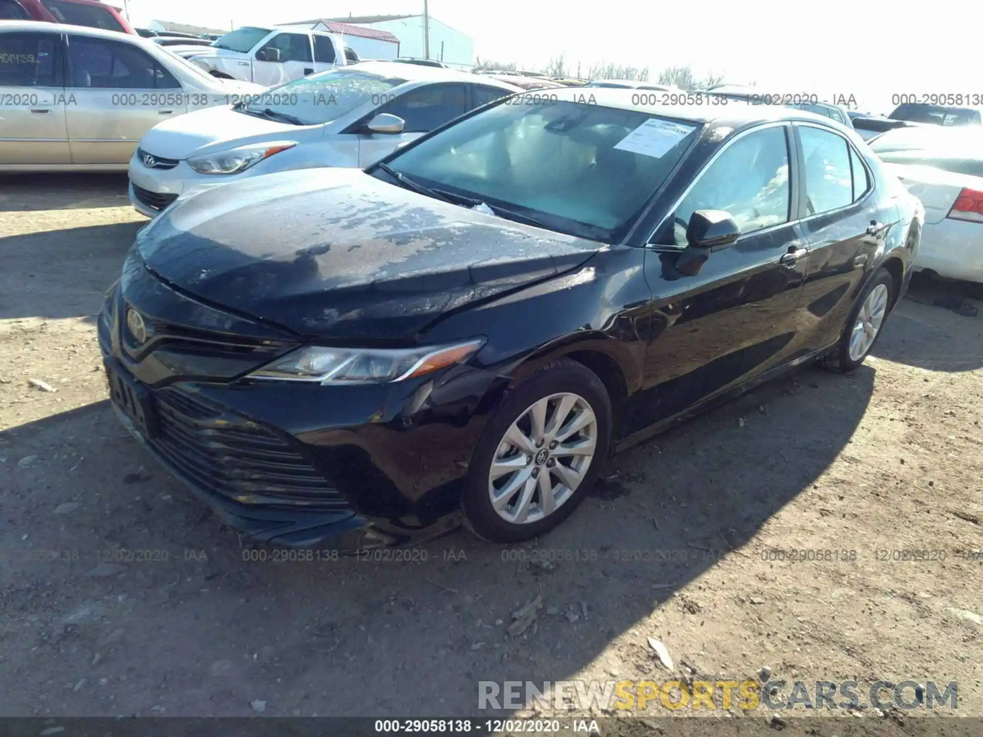 2 Photograph of a damaged car 4T1C11AK7LU922404 TOYOTA CAMRY 2020