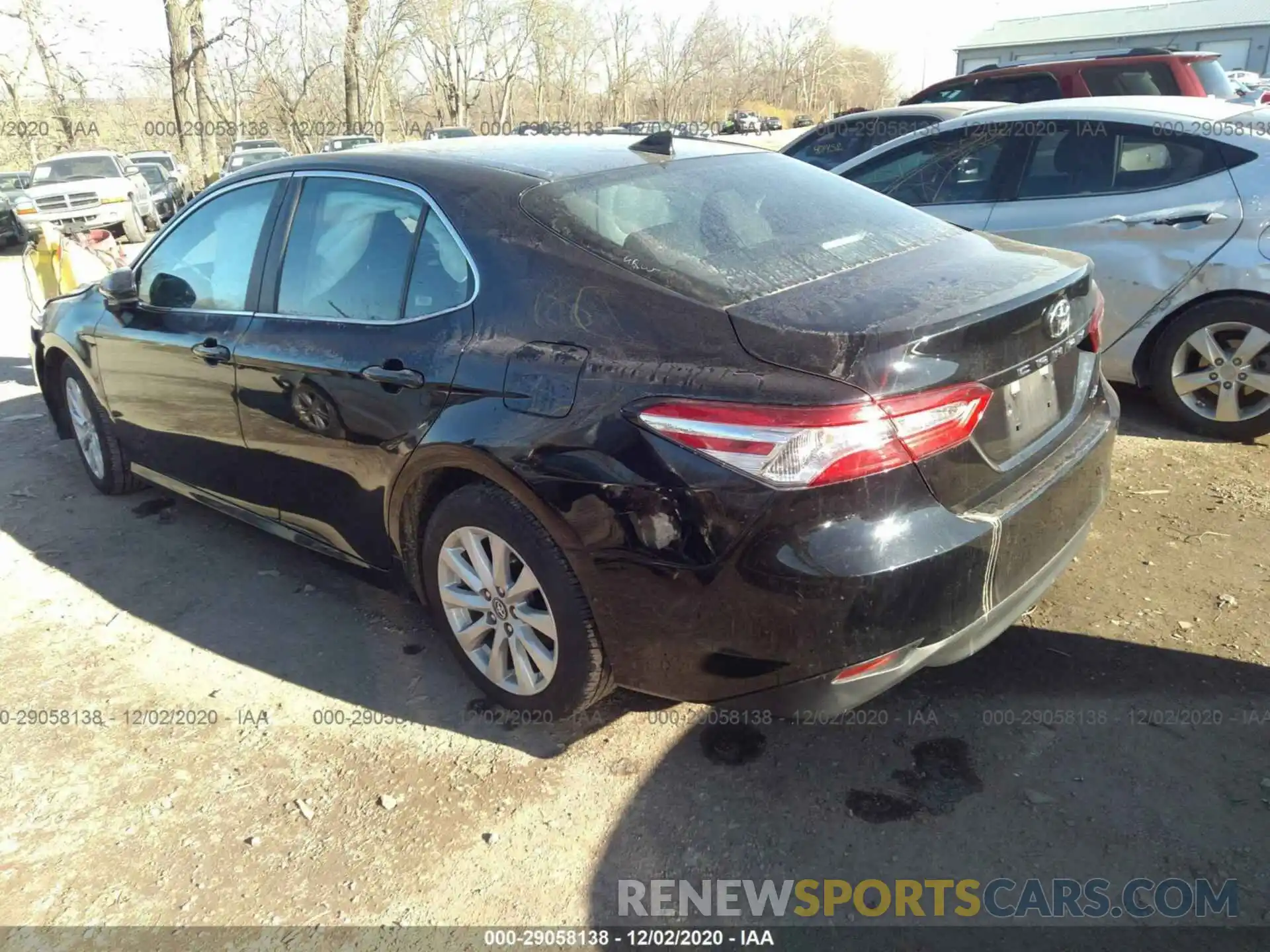 3 Photograph of a damaged car 4T1C11AK7LU922404 TOYOTA CAMRY 2020