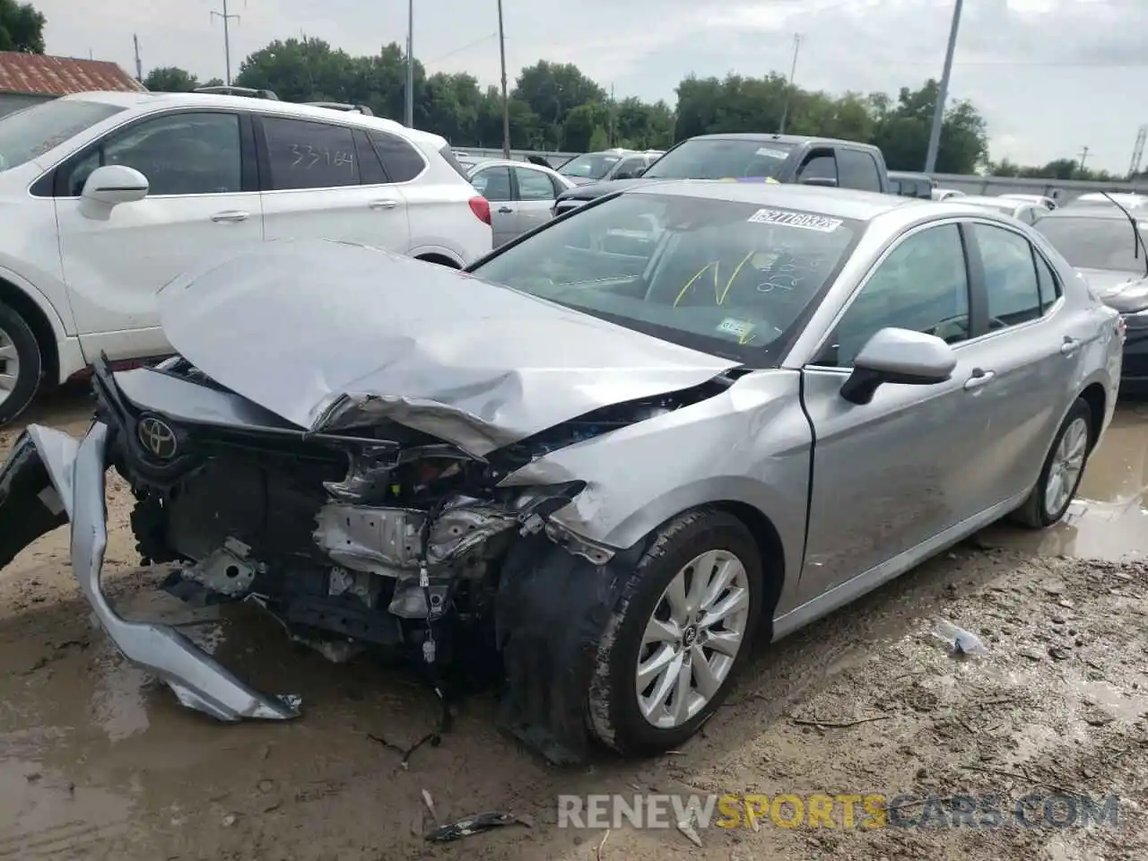 2 Photograph of a damaged car 4T1C11AK7LU929255 TOYOTA CAMRY 2020