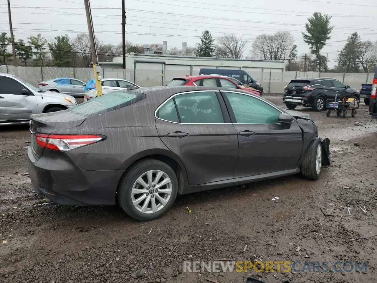 3 Photograph of a damaged car 4T1C11AK7LU936853 TOYOTA CAMRY 2020